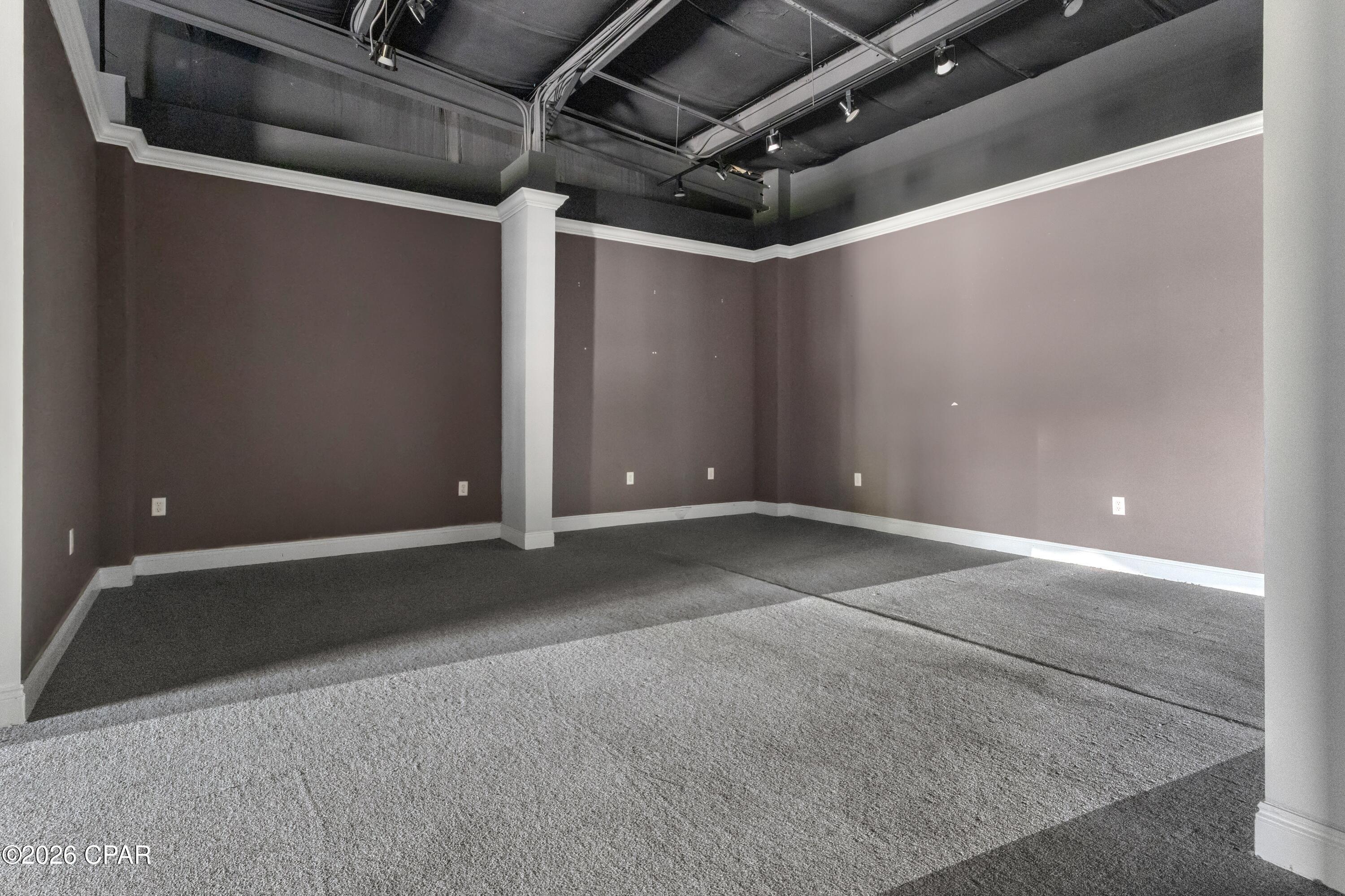 No Named Subdivision - Commercial Lease