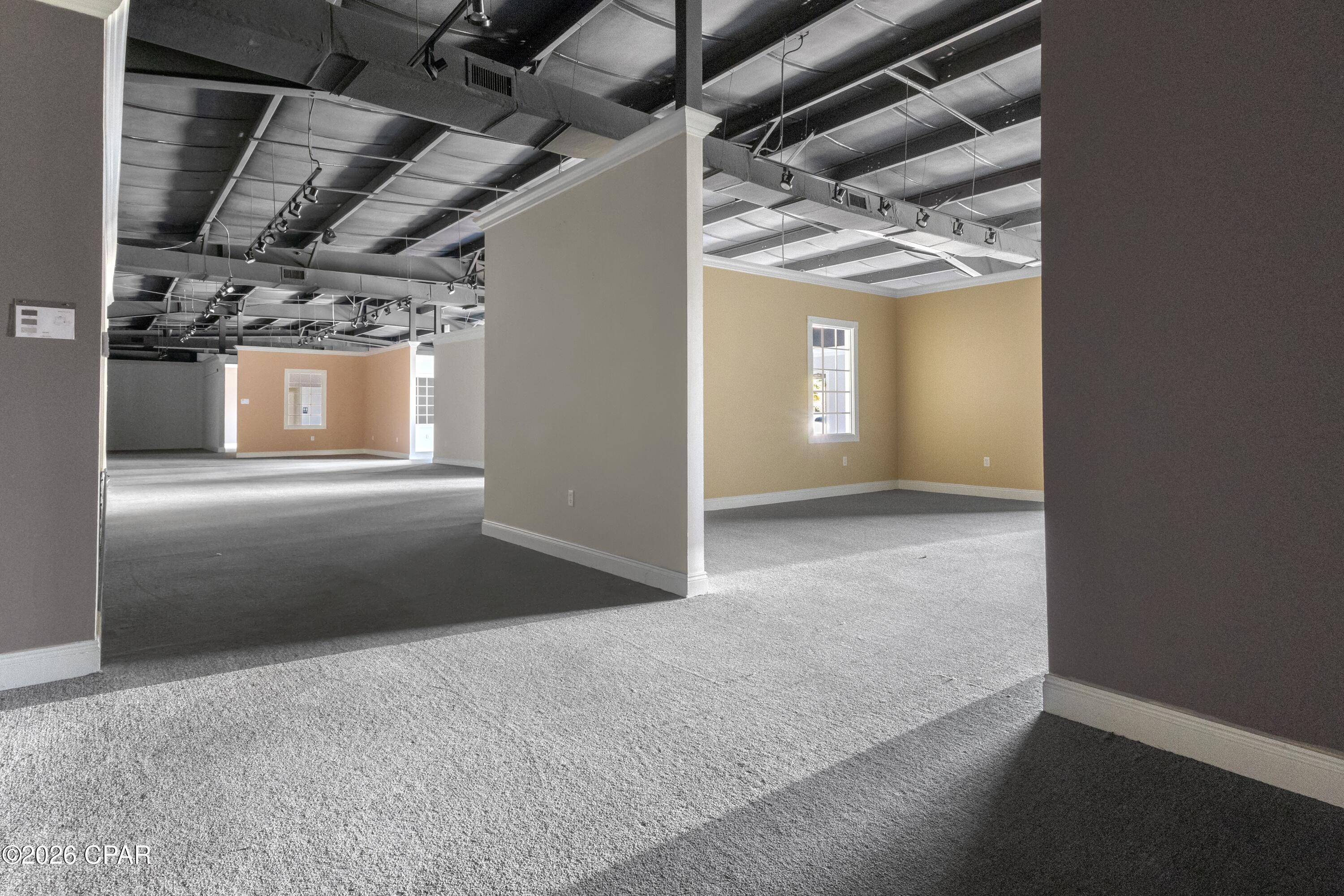 No Named Subdivision - Commercial Lease