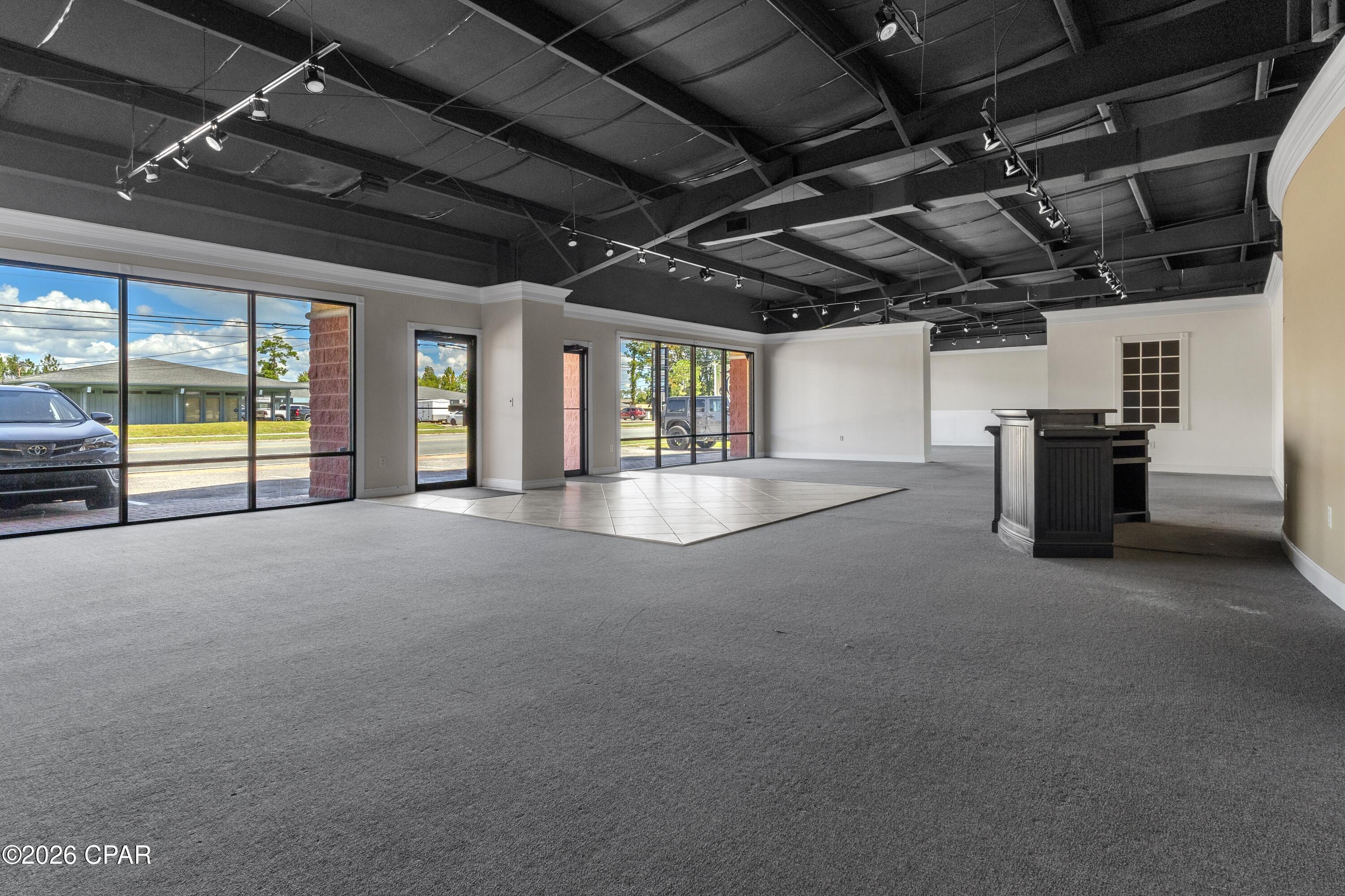 No Named Subdivision - Commercial Lease