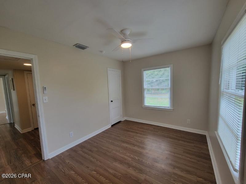Cove Terrace 3rd Add - Residential Lease