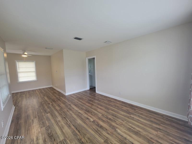 Cove Terrace 3rd Add - Residential Lease