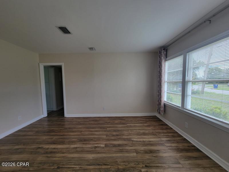 Cove Terrace 3rd Add - Residential Lease