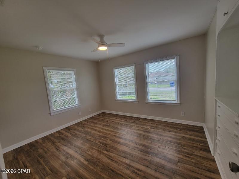 Cove Terrace 3rd Add - Residential Lease