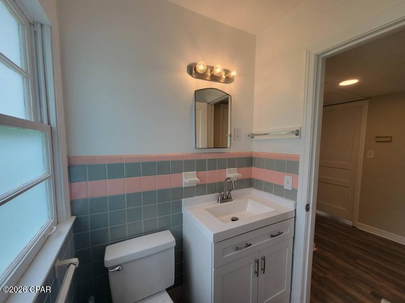 Cove Terrace 3rd Add - Residential Lease