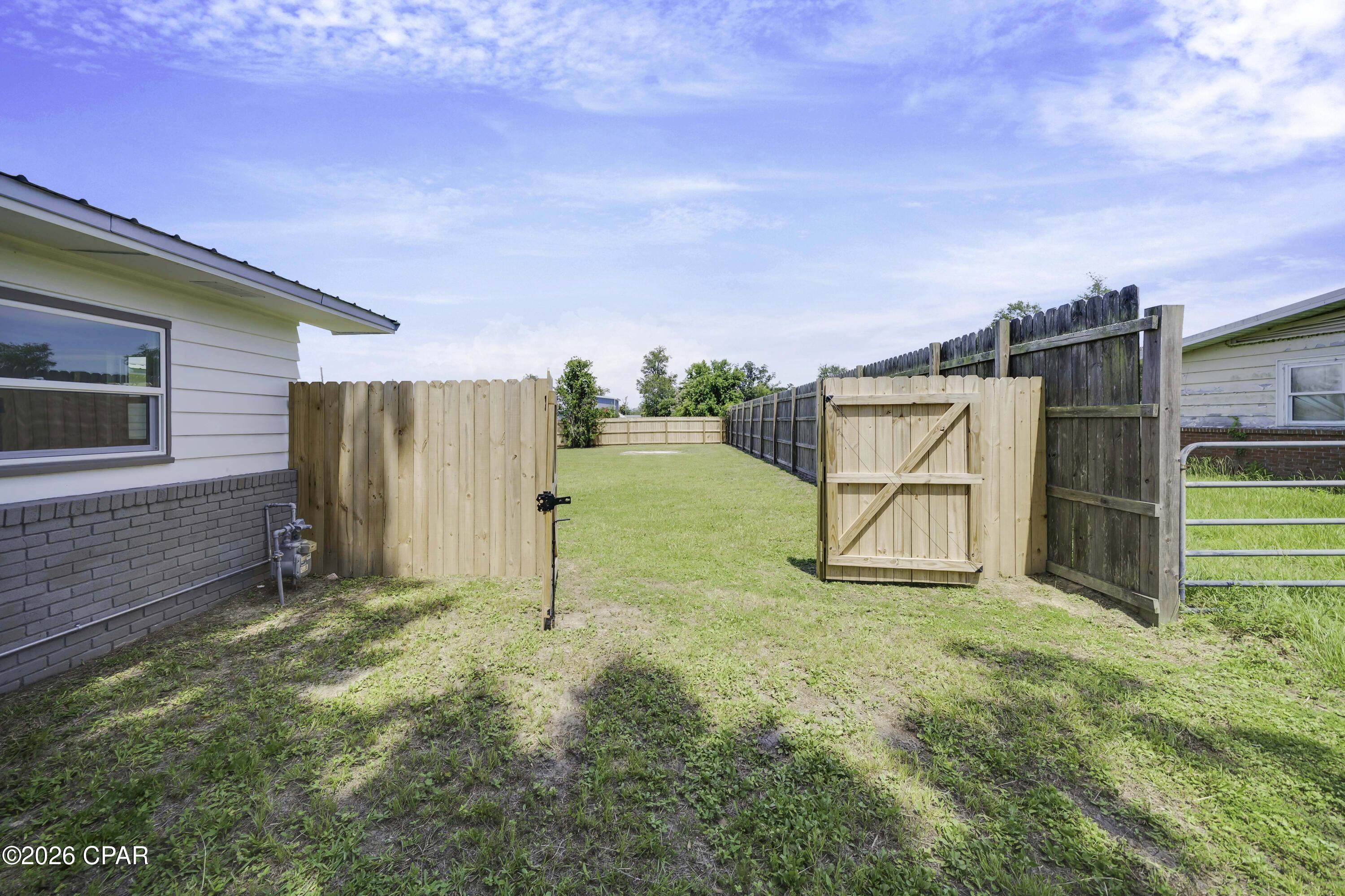 [No Recorded Subdiv] - Residential Lease
