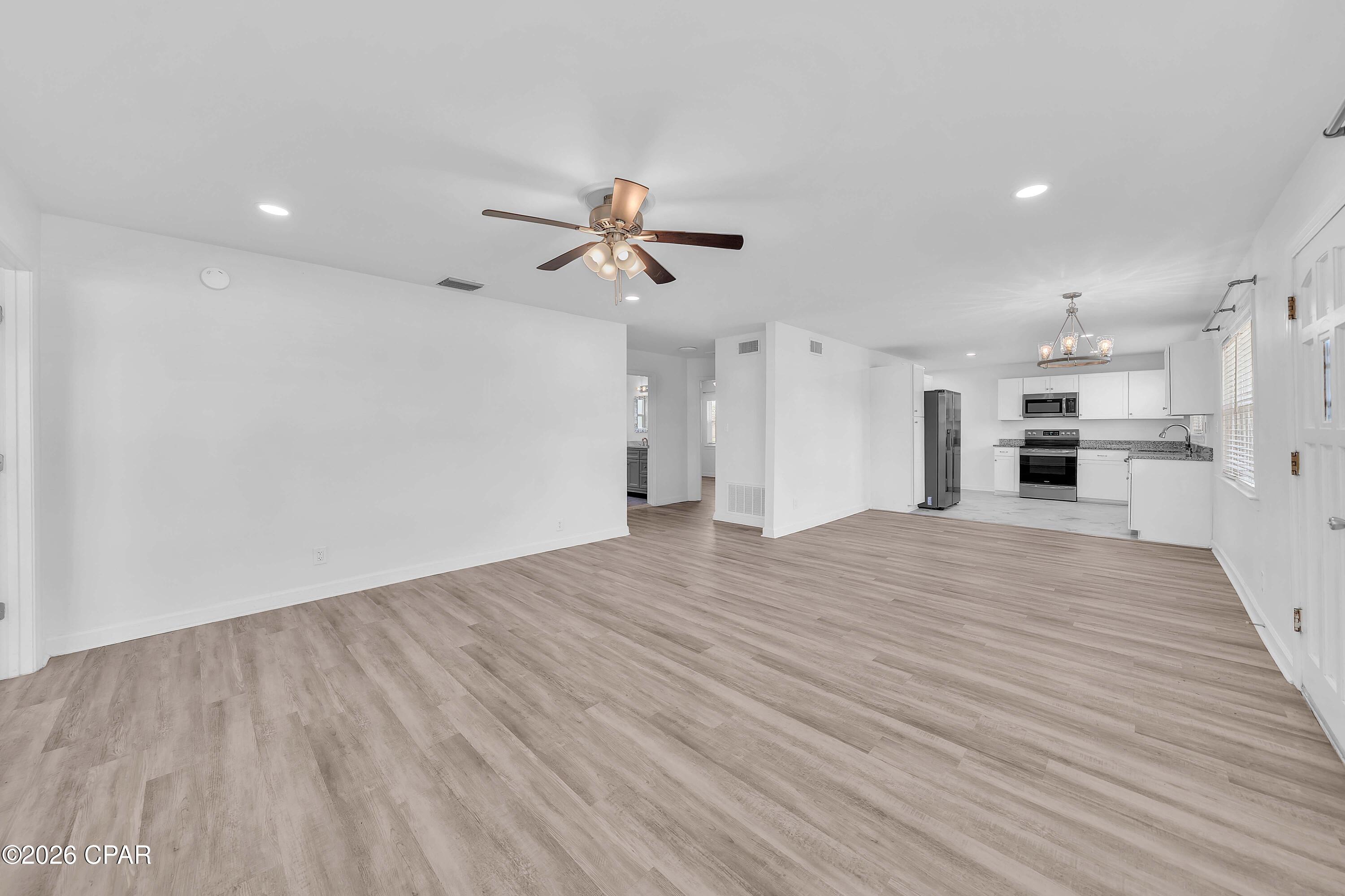 [No Recorded Subdiv] - Residential Lease