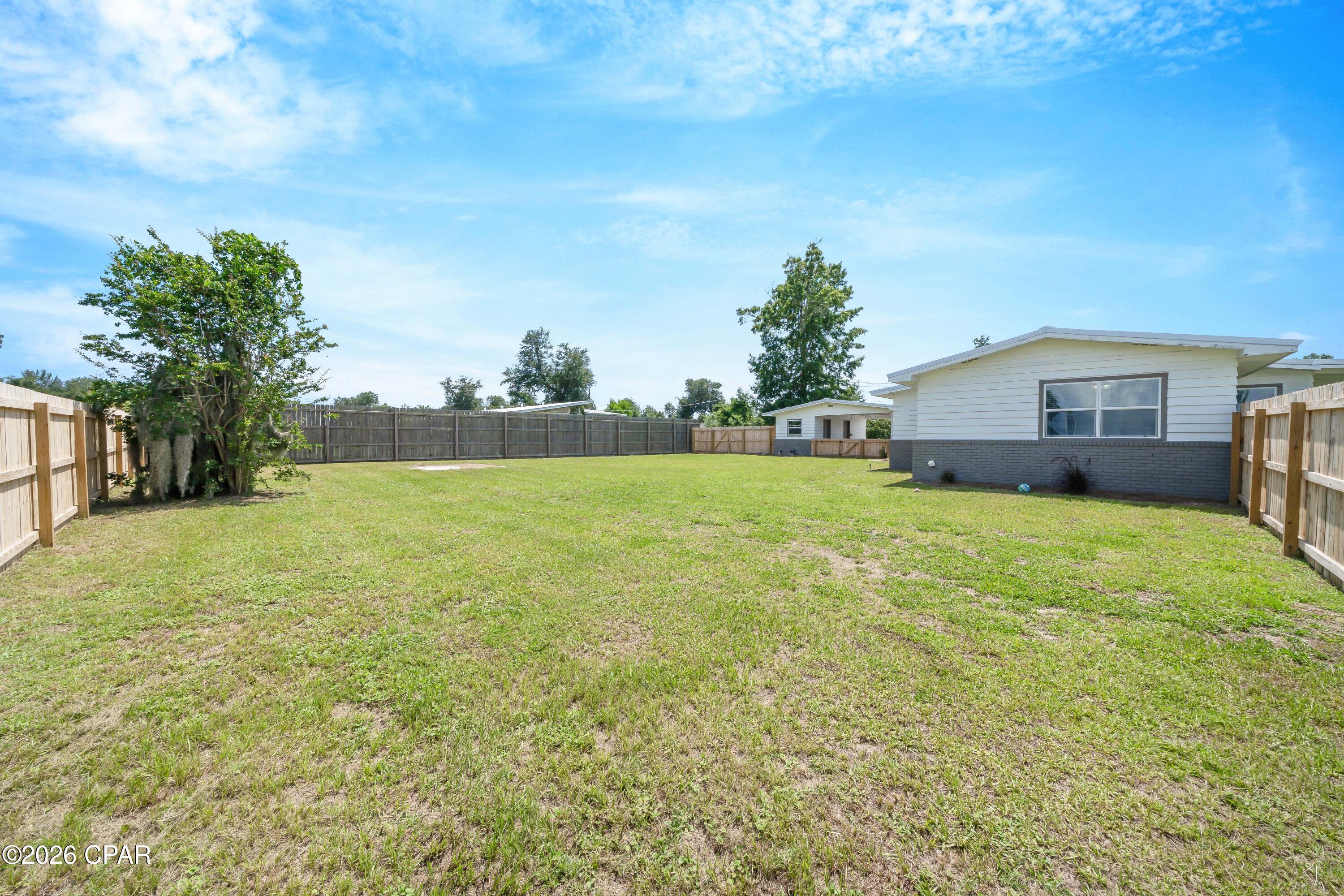 [No Recorded Subdiv] - Residential Lease