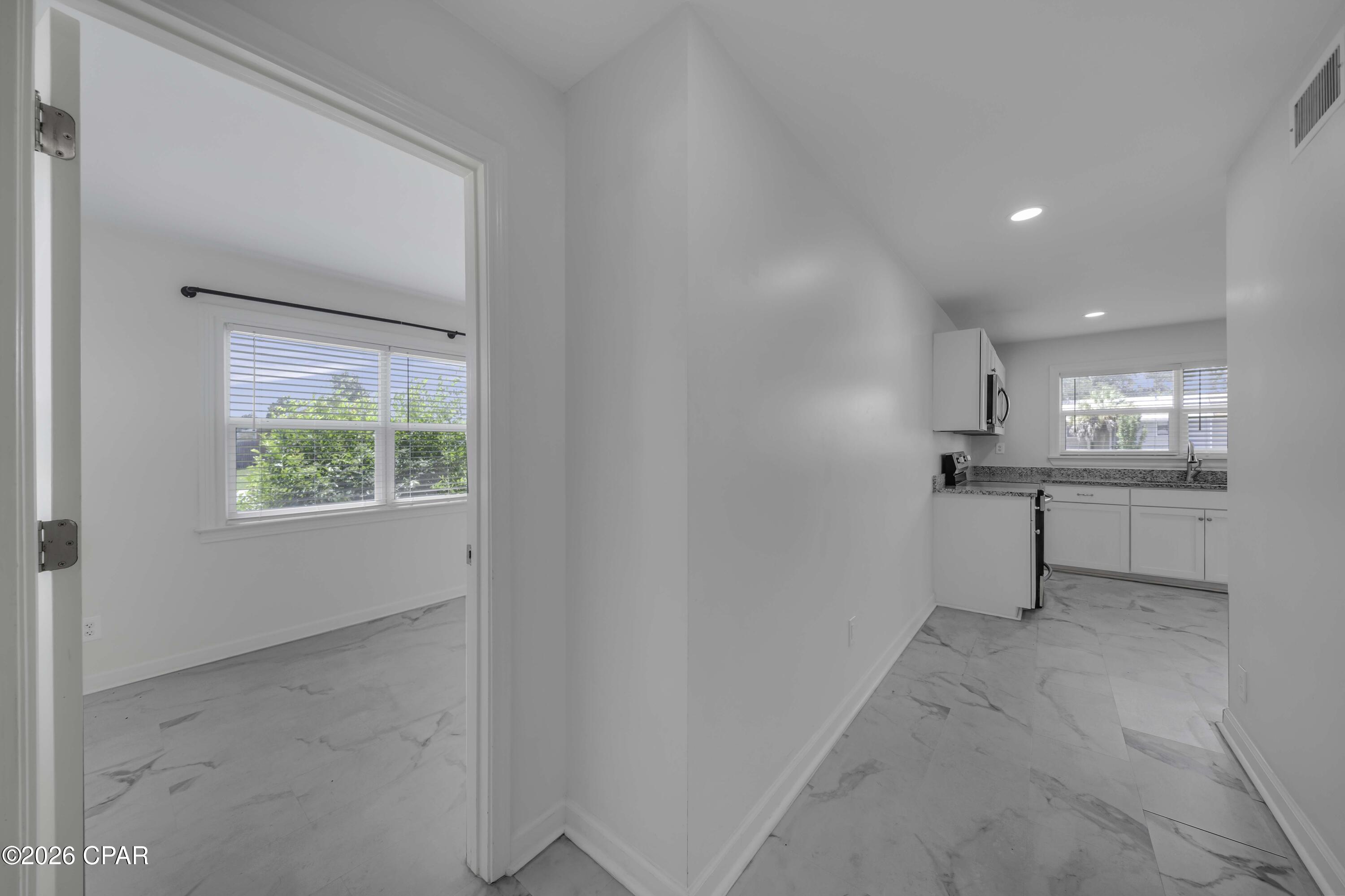 [No Recorded Subdiv] - Residential Lease