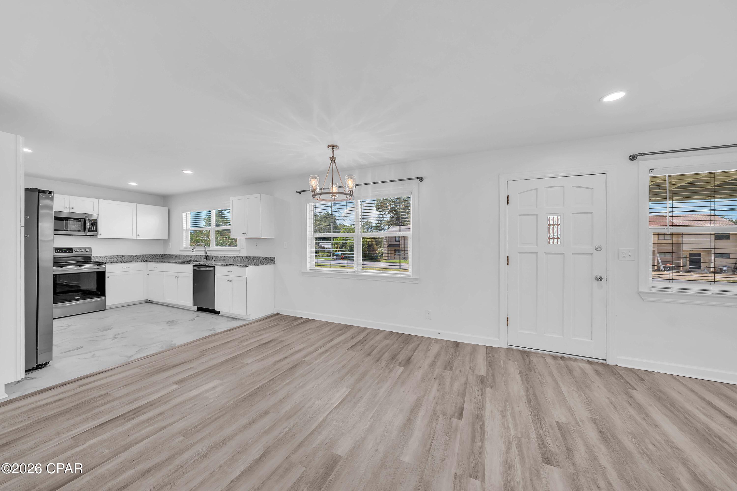 [No Recorded Subdiv] - Residential Lease