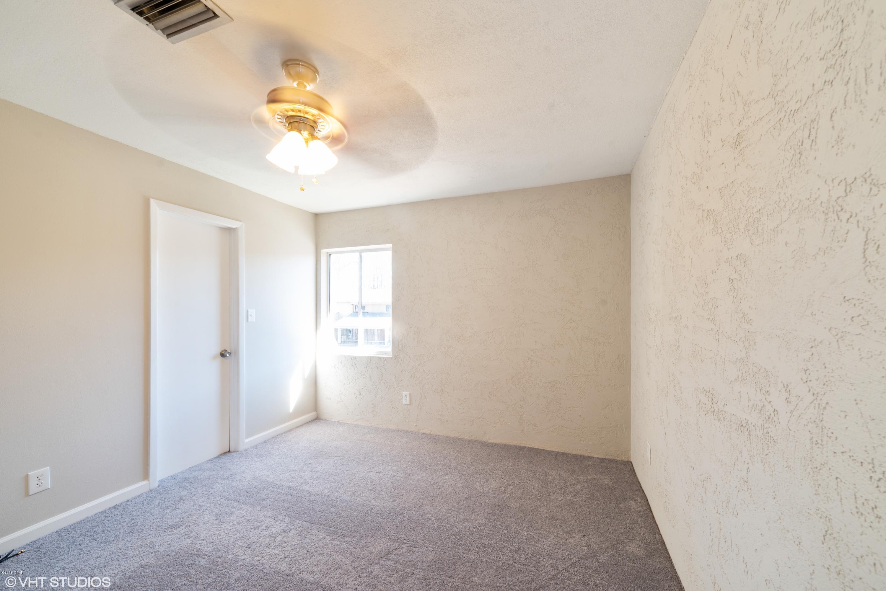Palisades Condo Ph 1 - Residential
