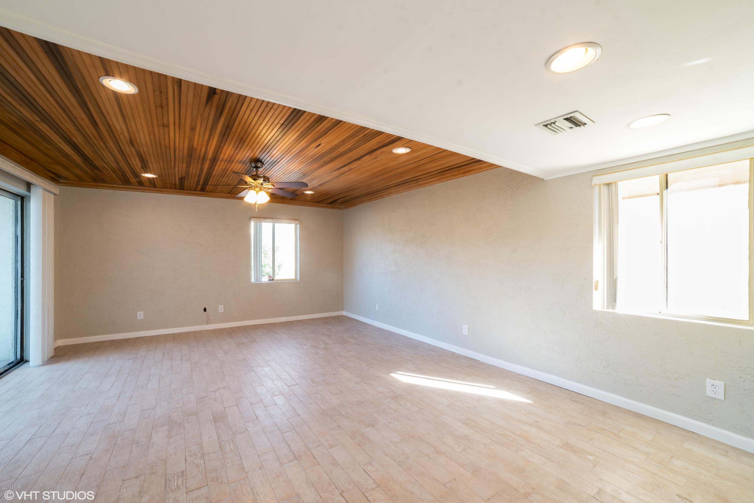 Palisades Condo Ph 1 - Residential