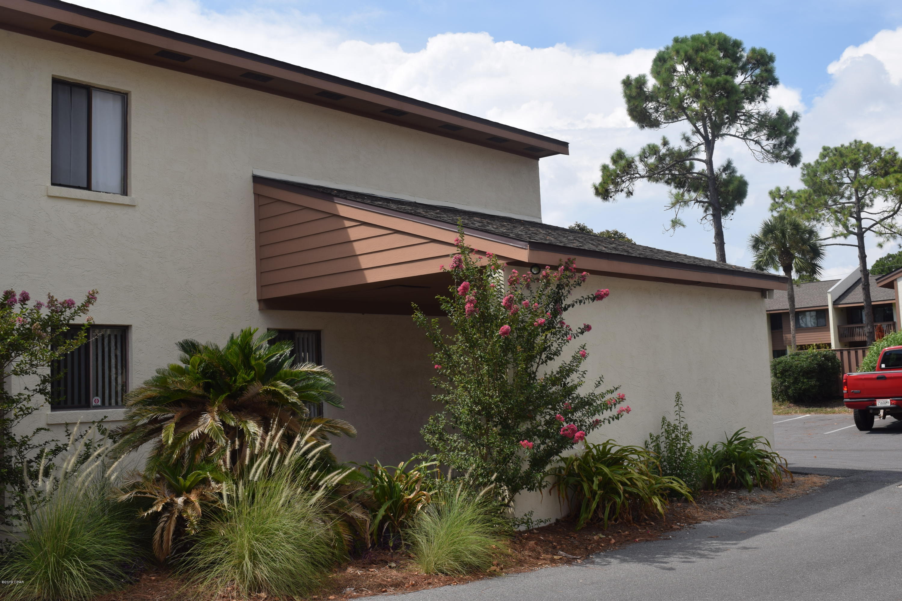 Palisades Condo Ph 1 - Residential