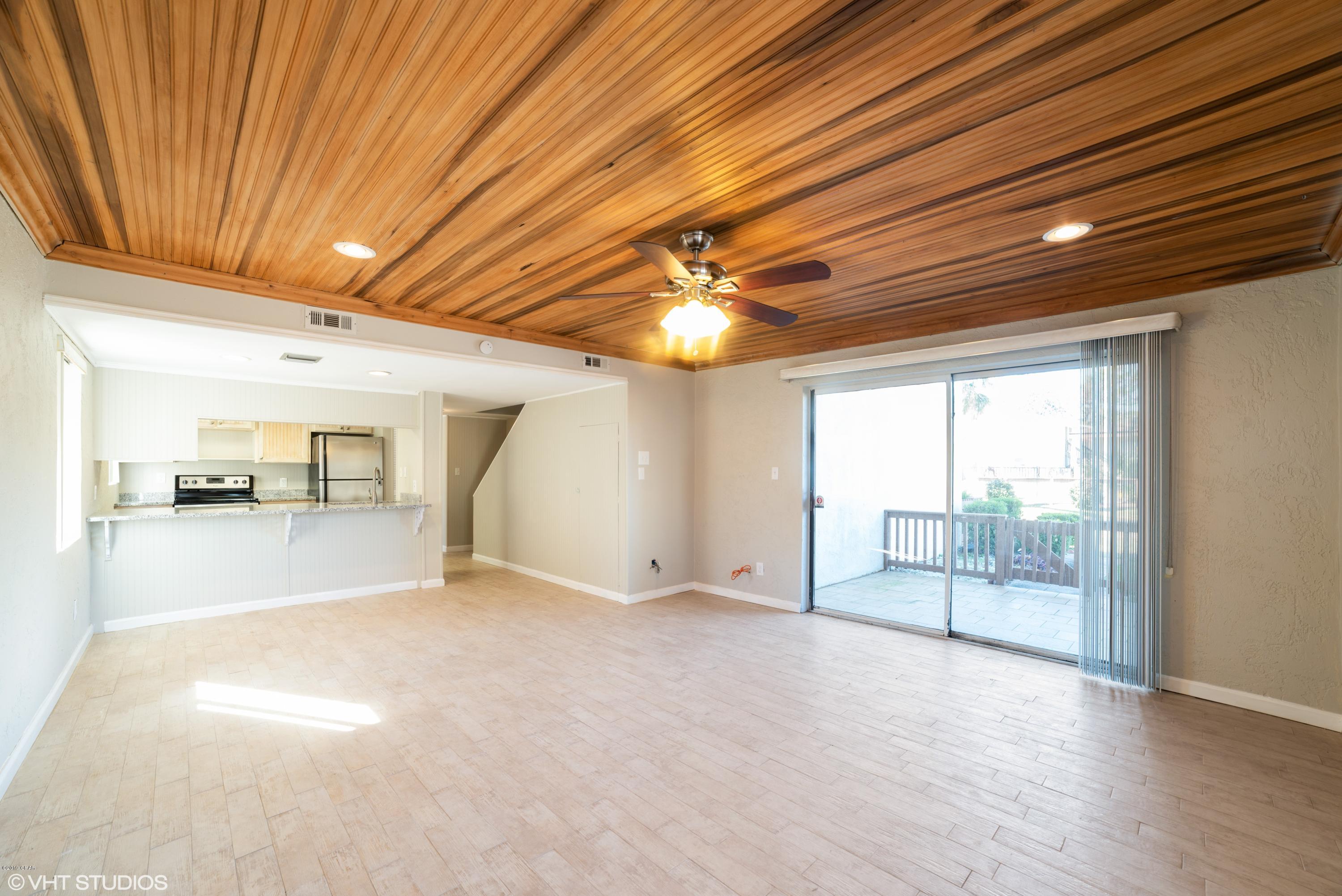 Palisades Condo Ph 1 - Residential