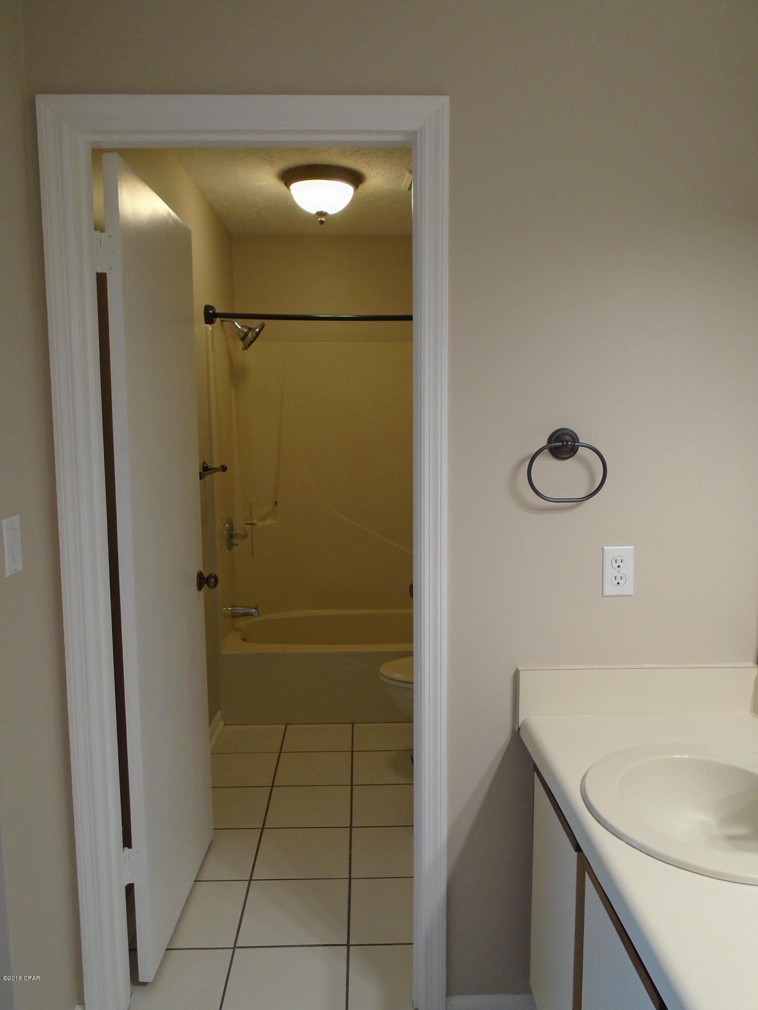 Sandy Creek & Country Club Phase II - Residential Lease