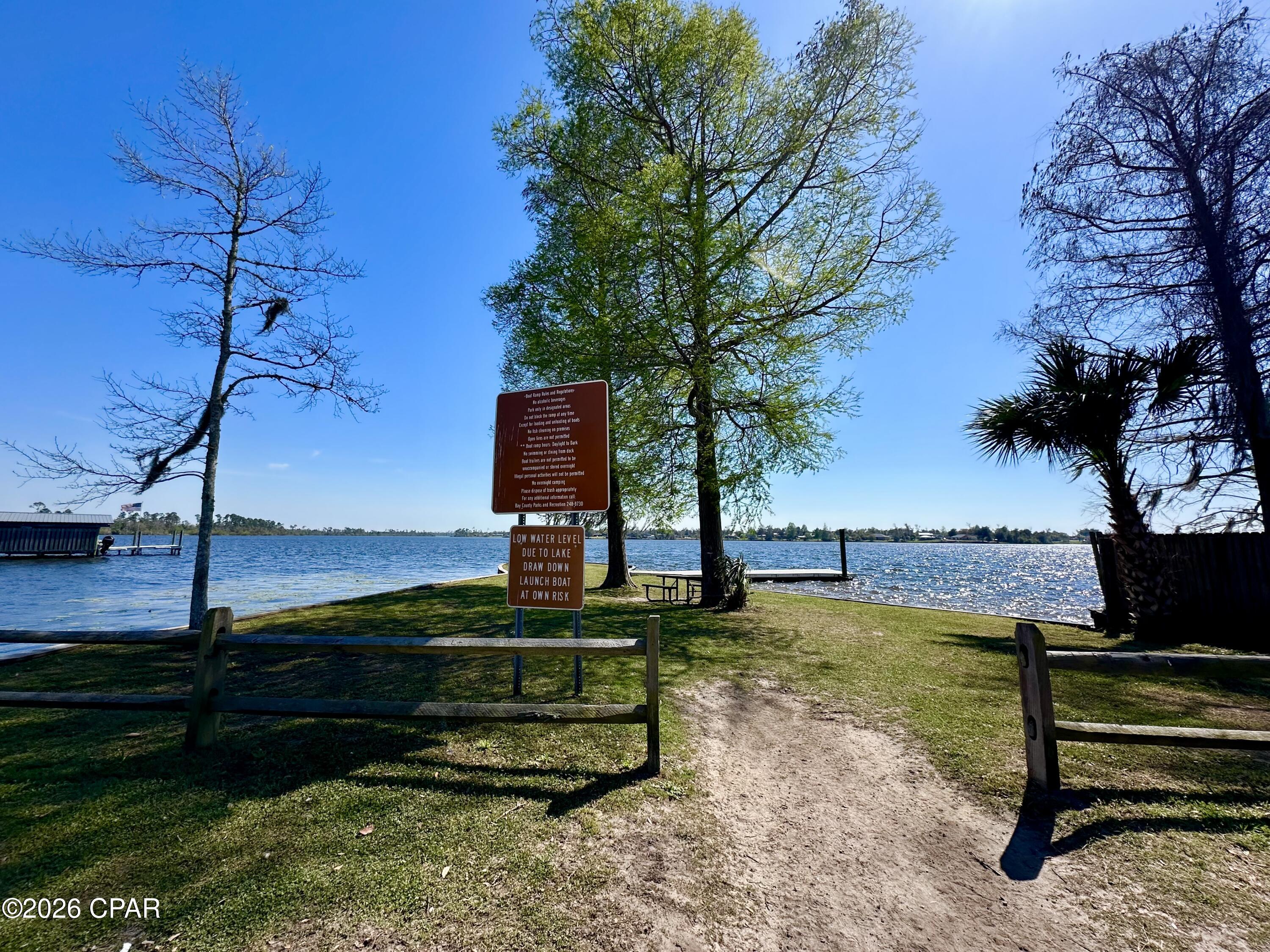 Lake Forest Estates - Residential