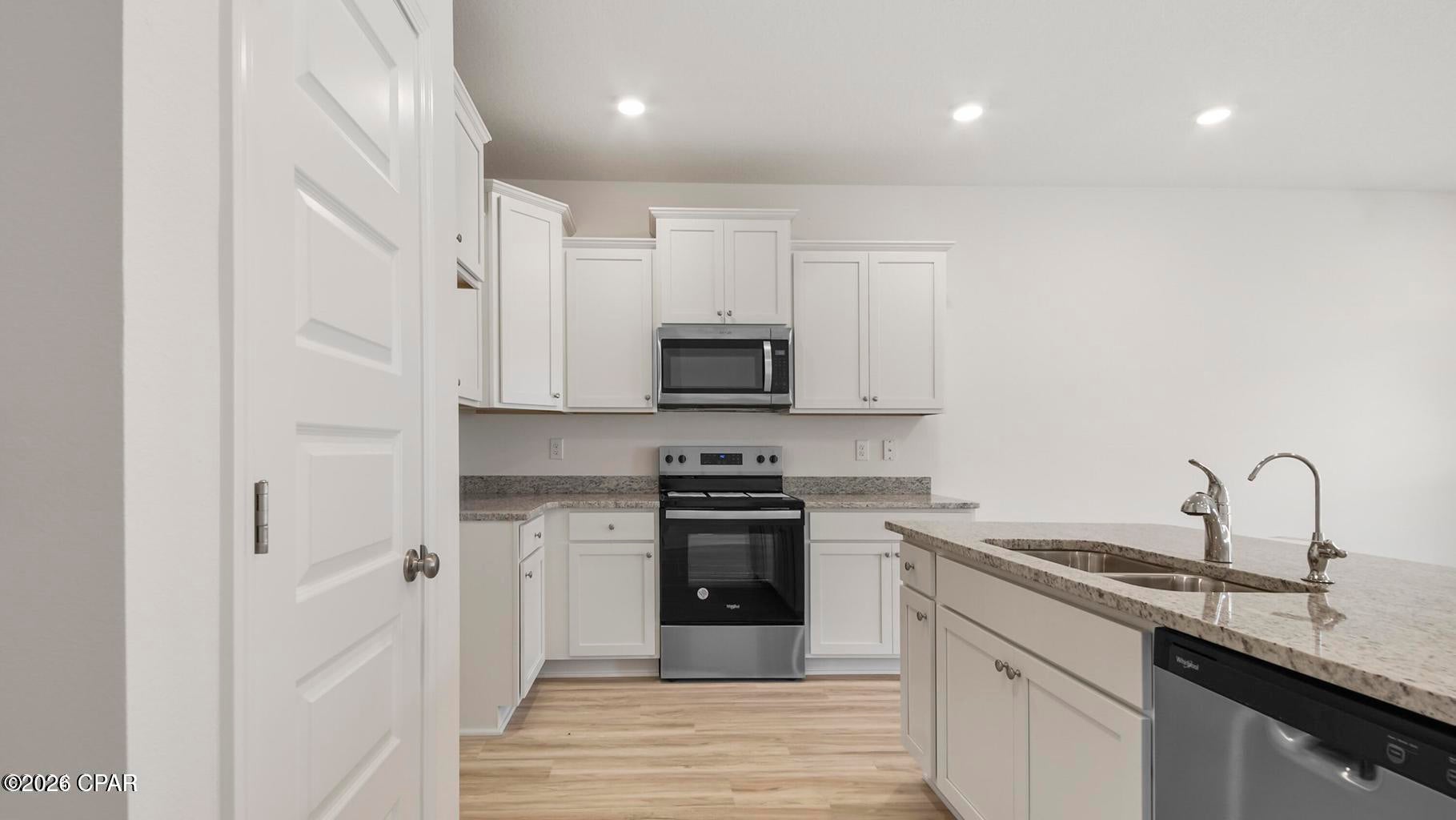 [No Recorded Subdiv] - Residential Lease