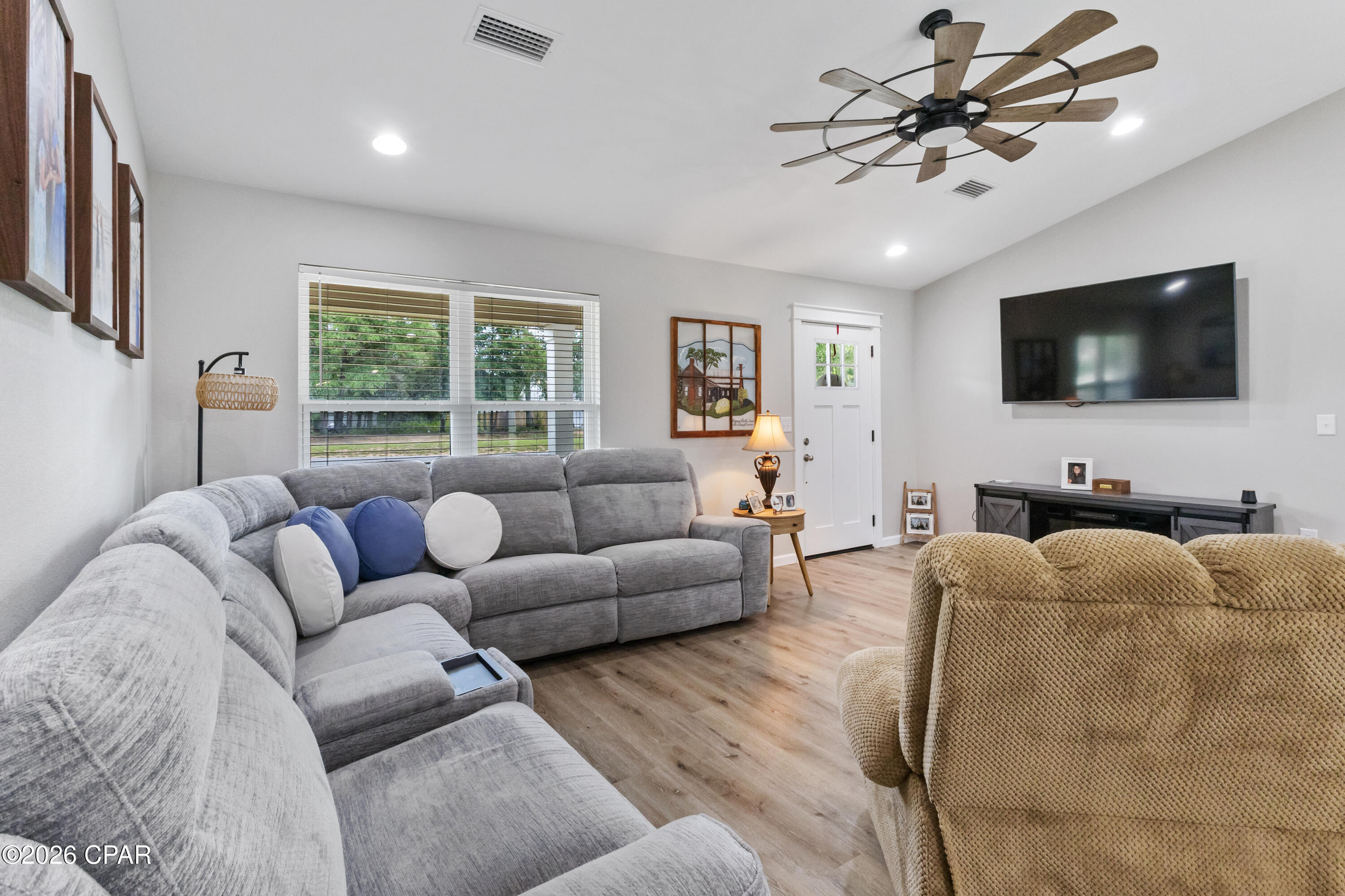 Sunny Hills - Residential