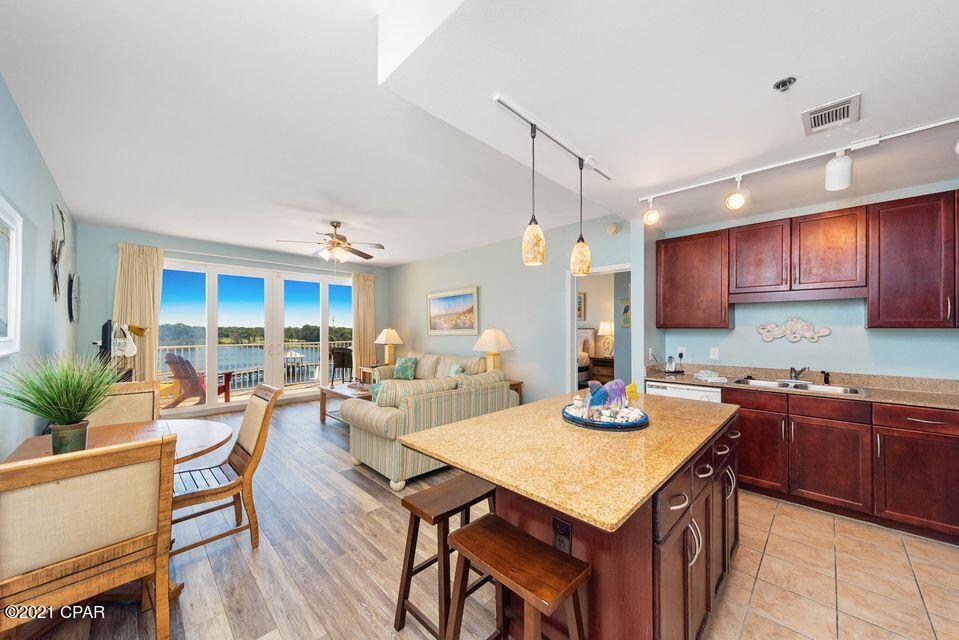 Laketown Wharf - Residential