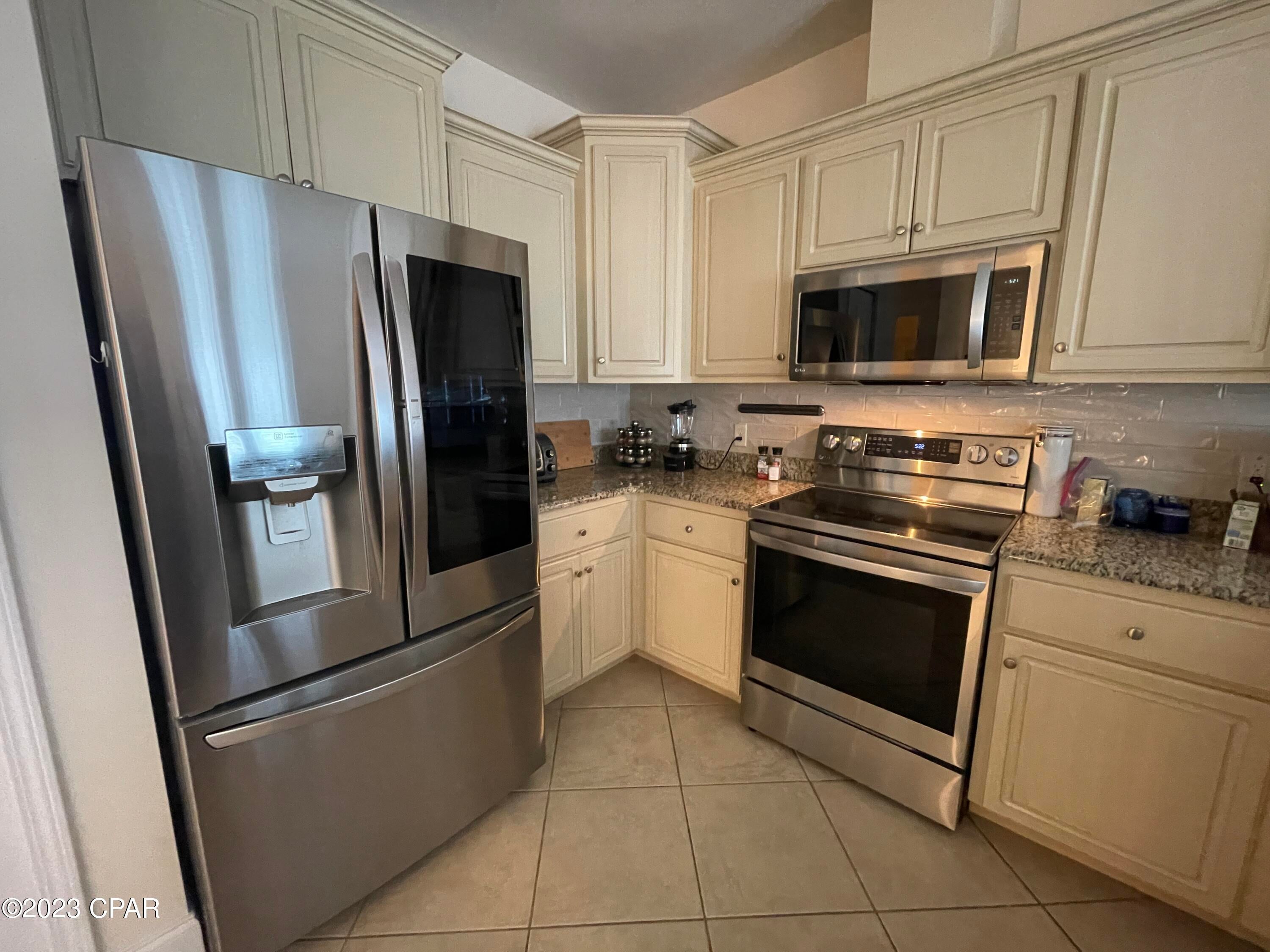 [No Recorded Subdiv] - Residential Lease
