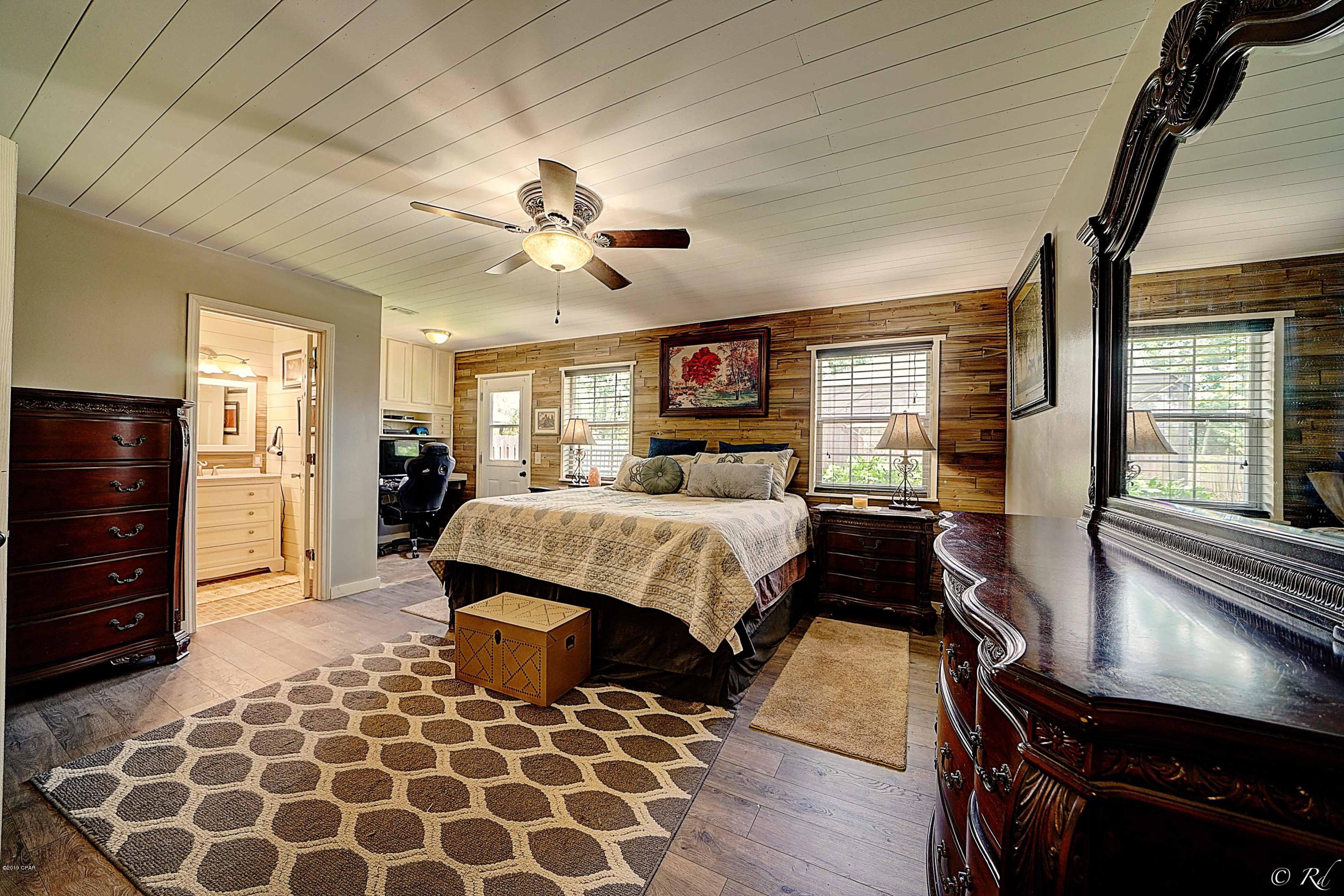 Derby Woods - Residential