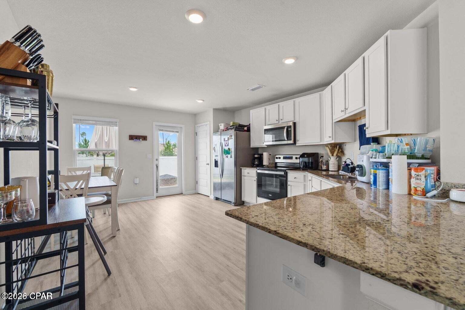 [No Recorded Subdiv] - Residential Lease