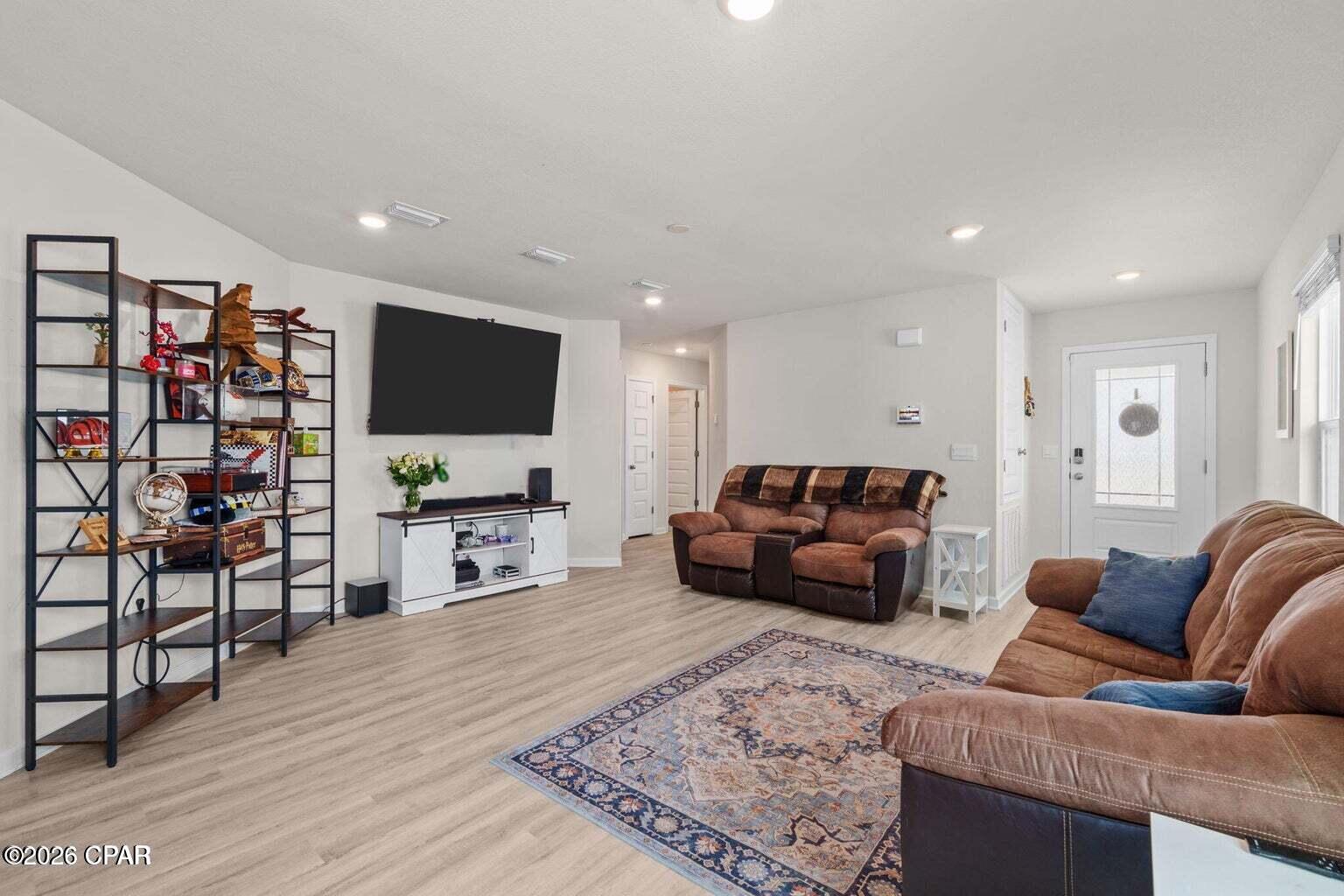 [No Recorded Subdiv] - Residential Lease