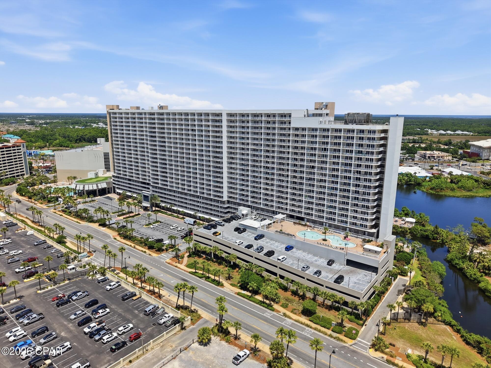 Laketown Wharf - Residential