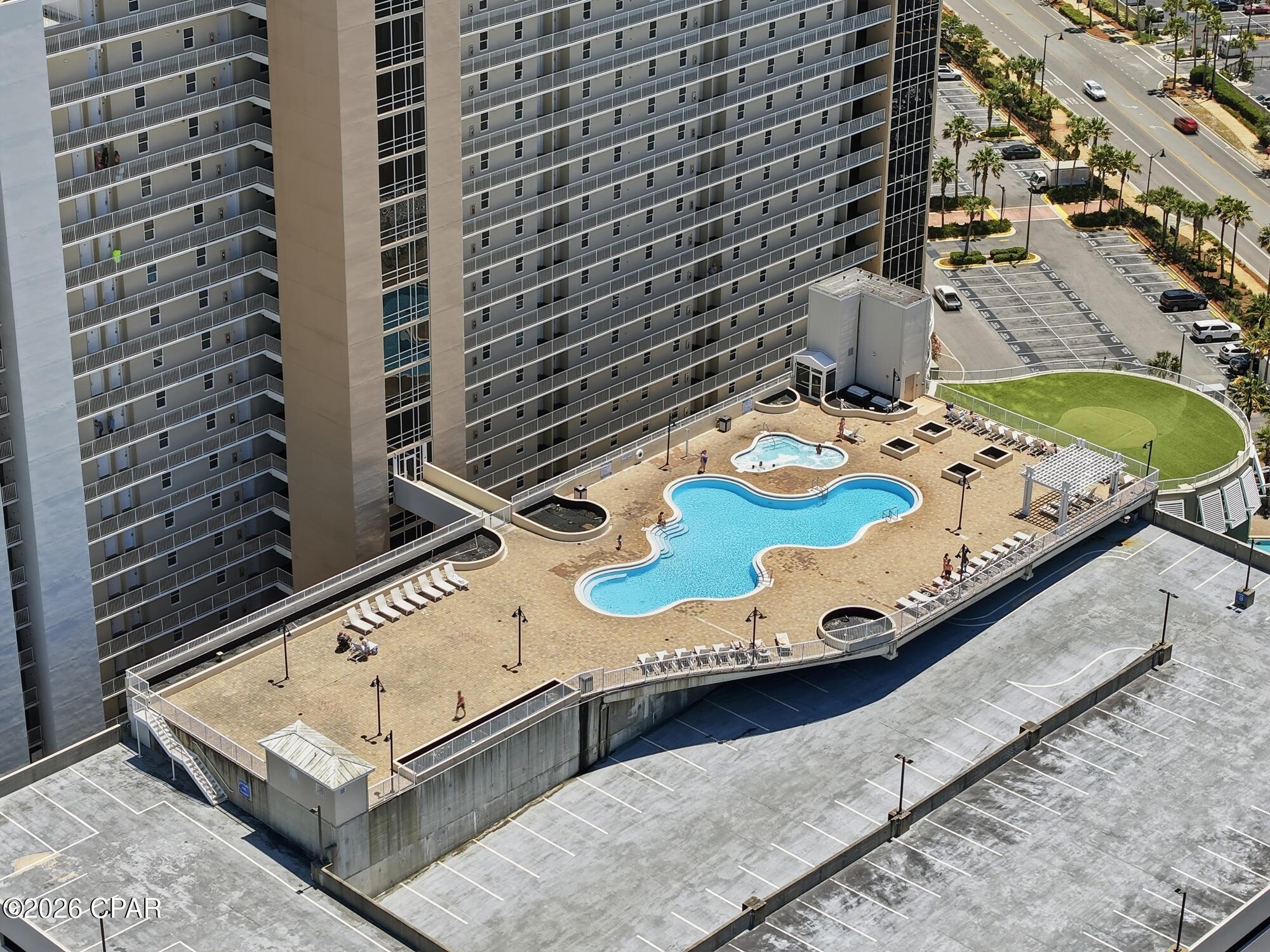 Laketown Wharf - Residential