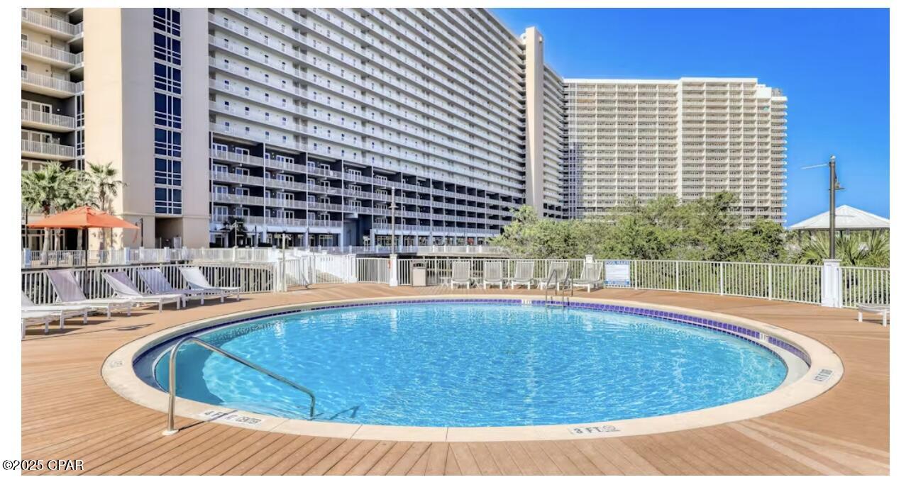Laketown Wharf - Residential