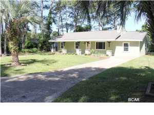 Like new construction on this 4BR/2Ba home. Completely remodeled inside and out with a craftsman influence featuring natural stone, custom wood finishes, and stained wood trim. Remodeled kitchen is complete with new stainless GE appliances and LG refrigerator. There's a huge bonus room that could function as a 2nd den, office, or a big 4th bedroom. Covered patio on the back overlooks the enormous back yard that is completely fenced for the pets to run. Located on 1/3 acre lot, measuring 145ft by 100ft right off of North Lagoon and just minutes to the beach, marinas, Capt. Andersons, and Navy base. This is the one you've been looking for. Act now. *Listing Agent is owner
