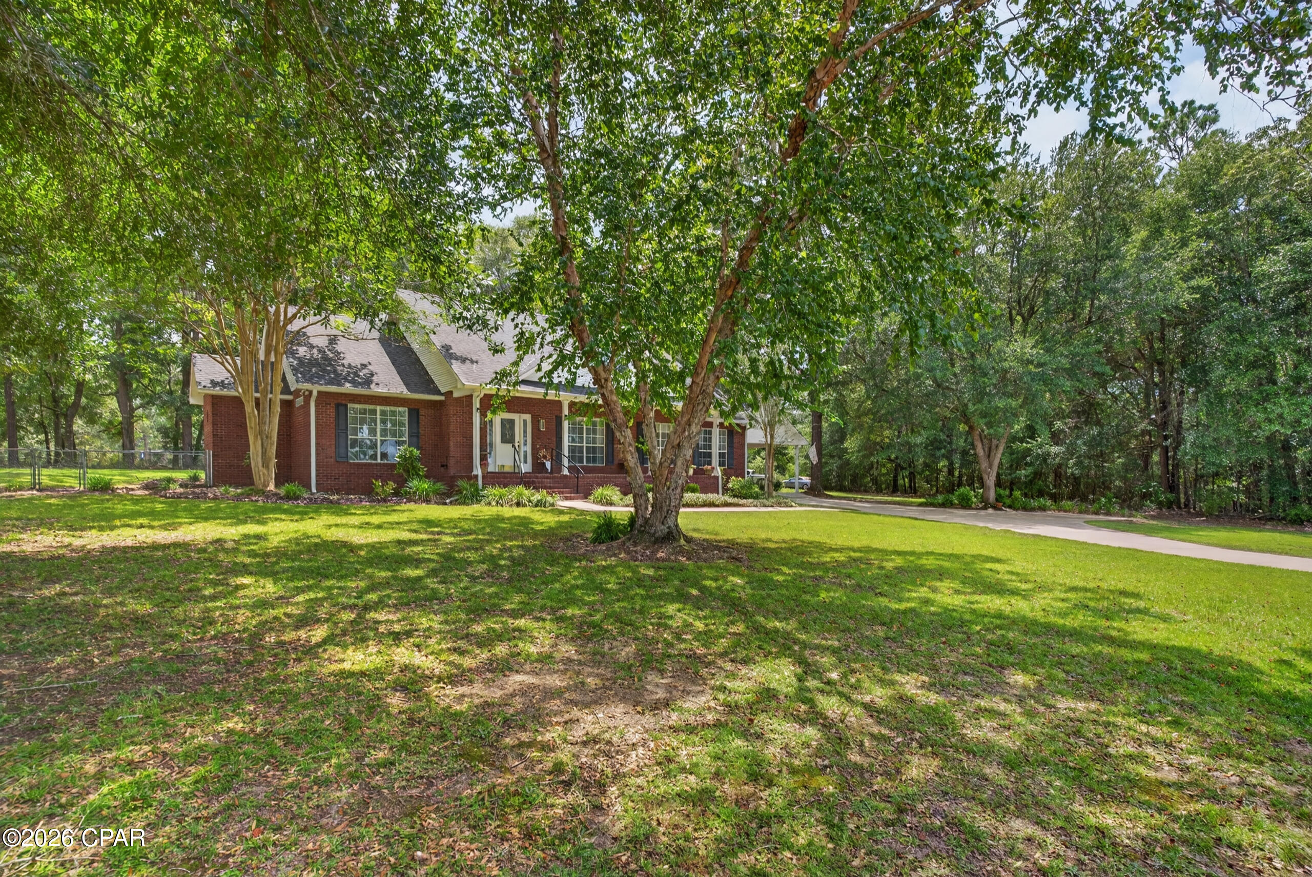 Dogwood Lakes - Residential