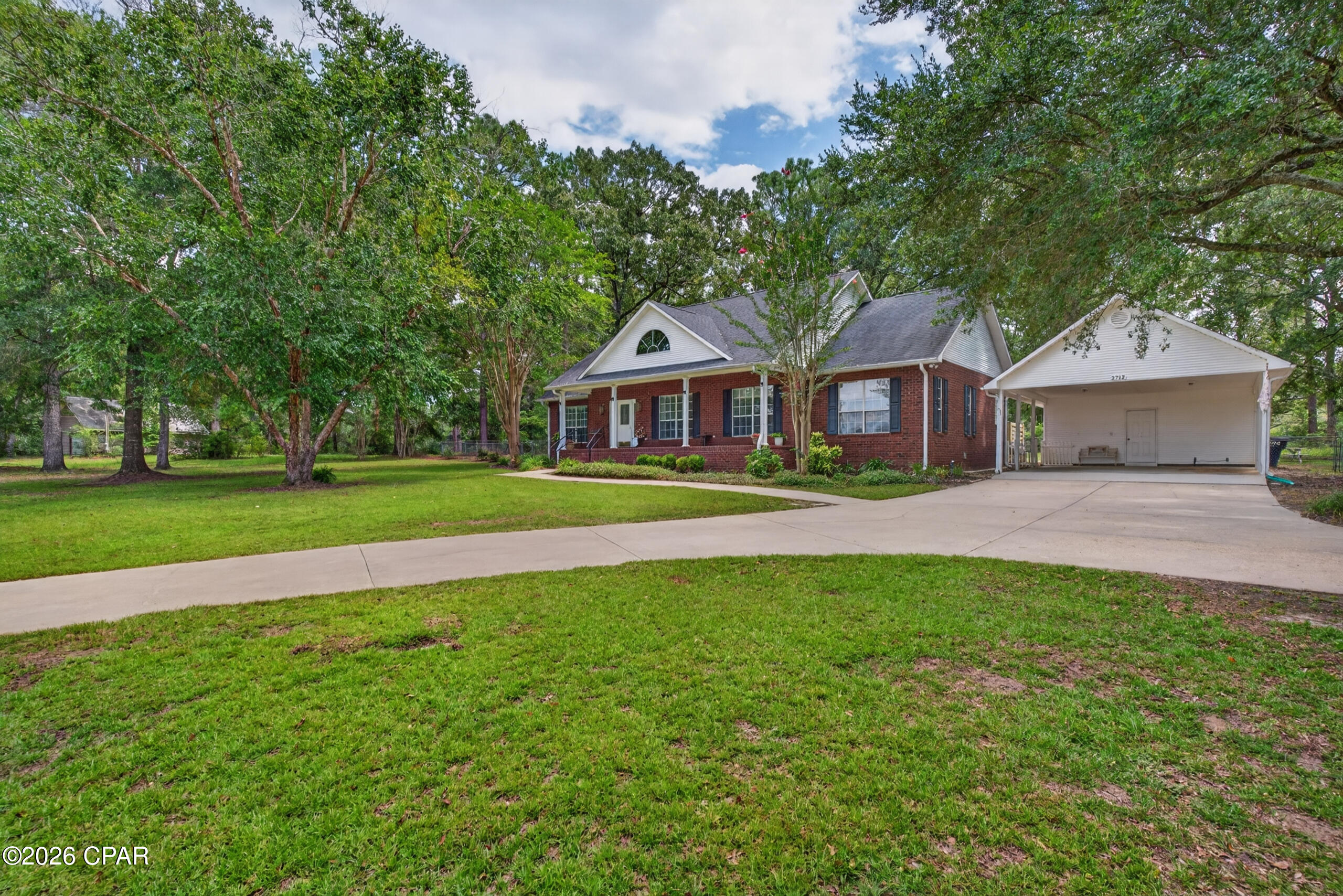 Dogwood Lakes - Residential