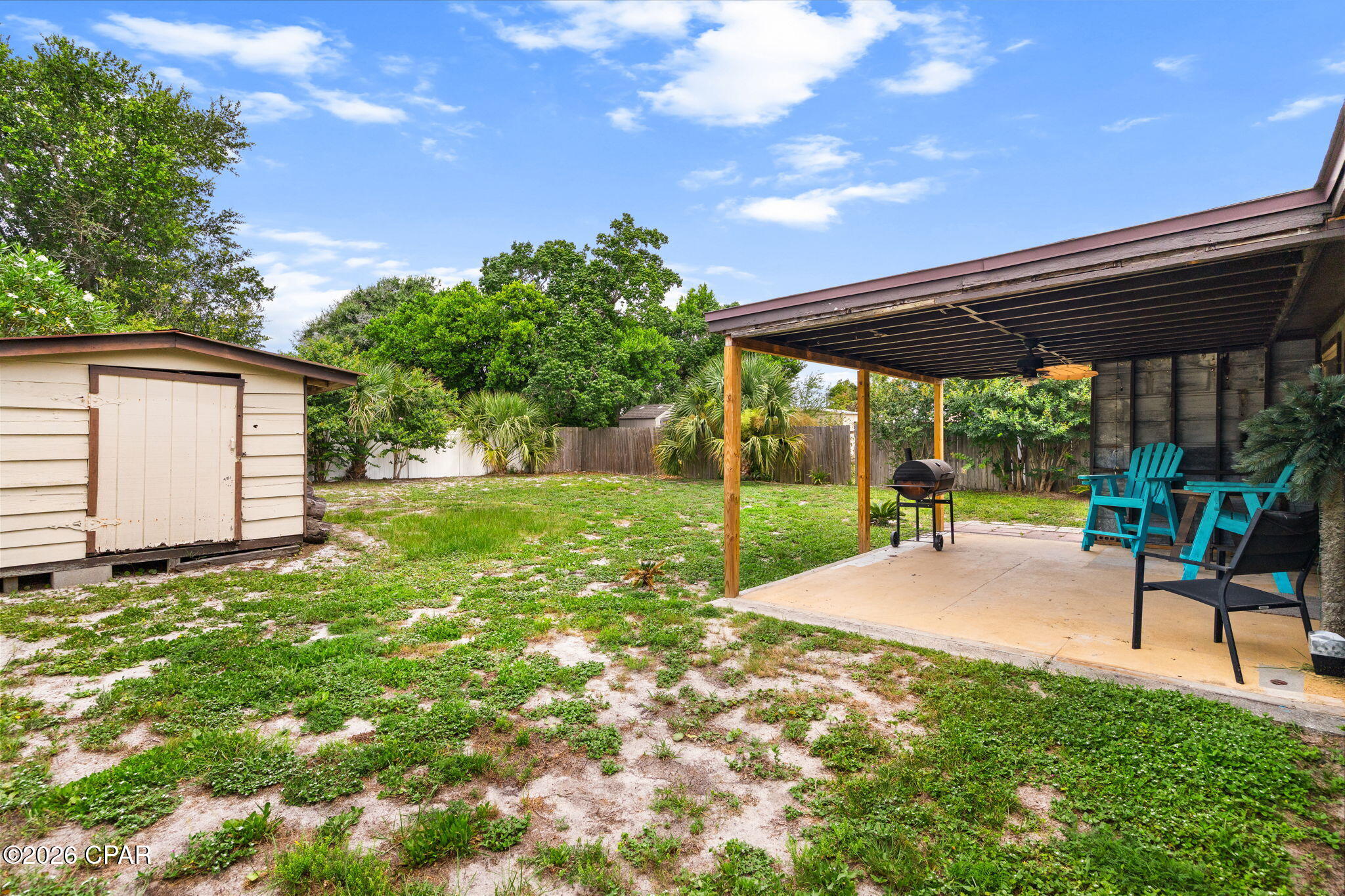 Hutchison's 2nd To Bahama Bch - Residential