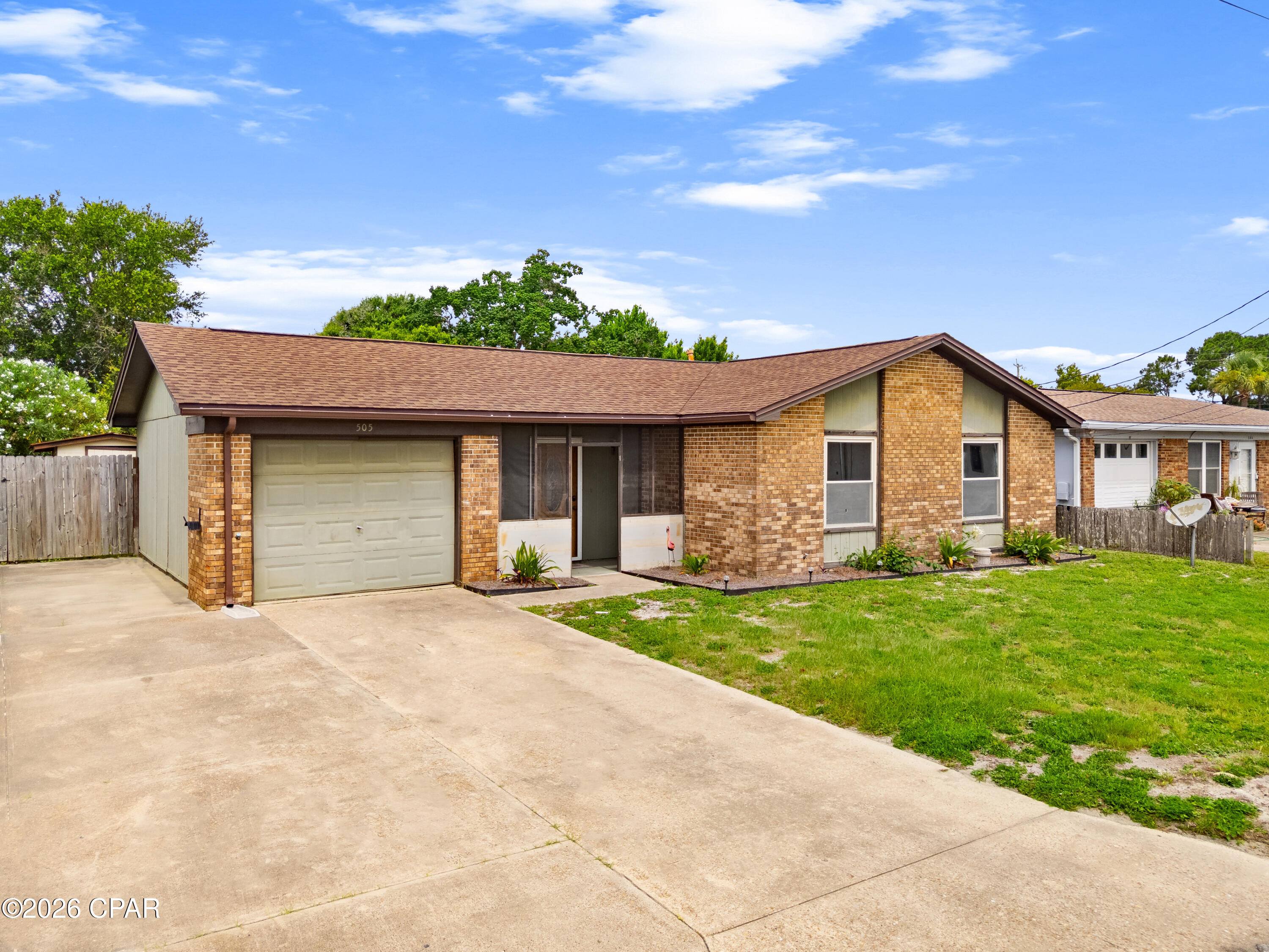 Hutchison's 2nd To Bahama Bch - Residential