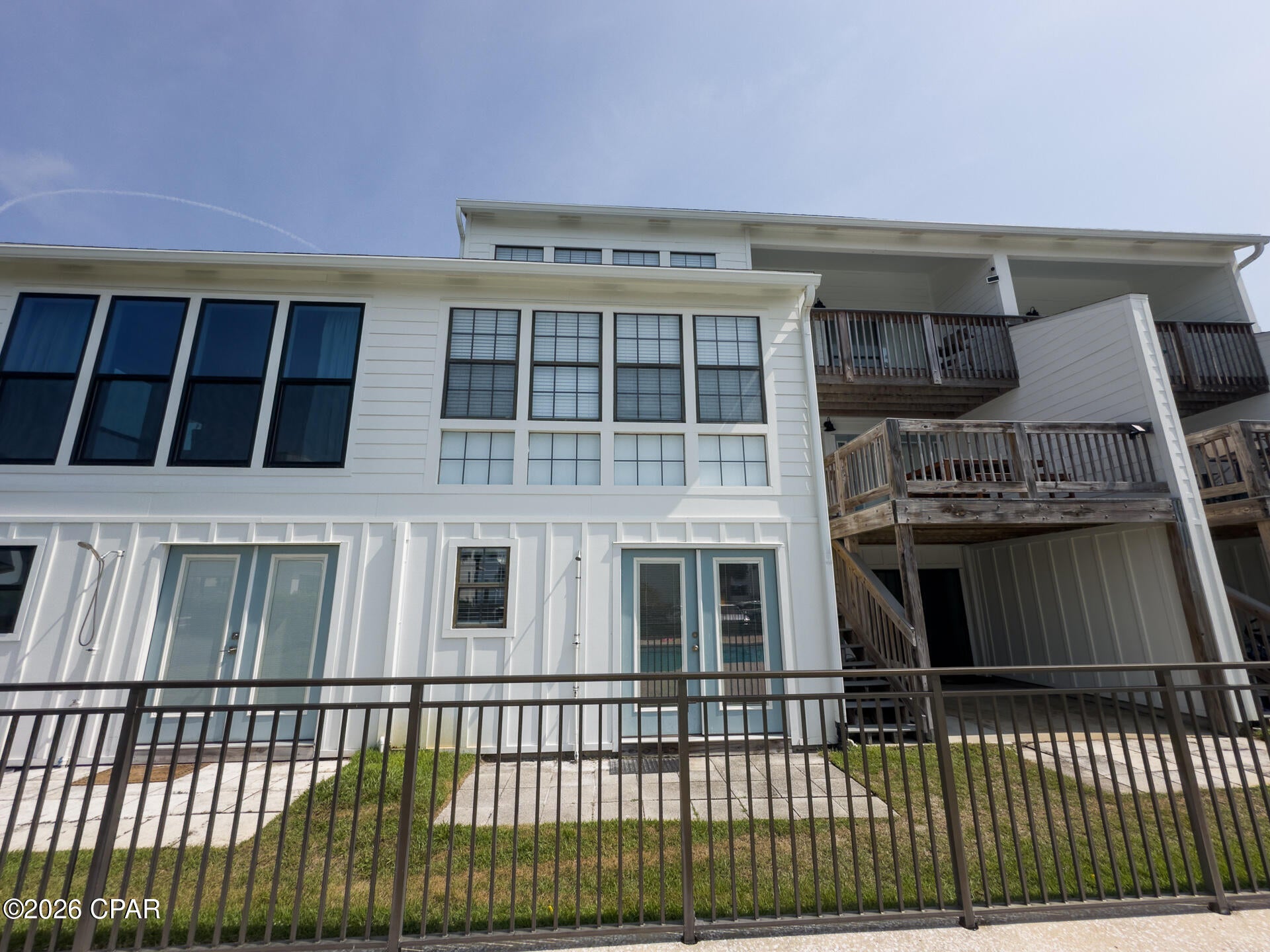 Beachside Townhomes - Residential