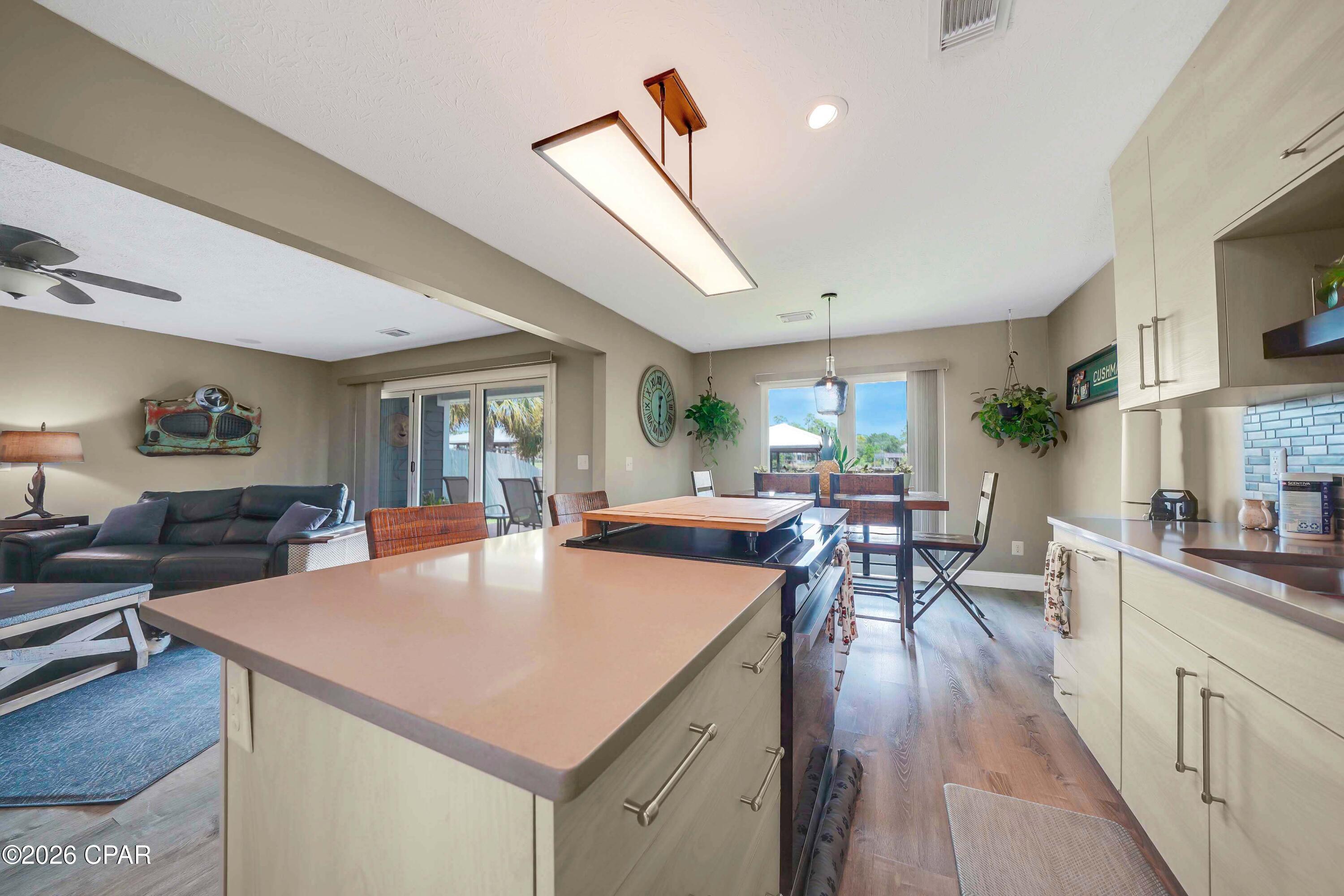 Holiday Beach Unit 15 - Residential