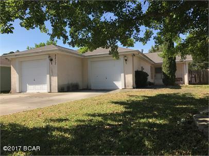 Cute rental in the ''Cedar Grove'' part of Panama City.  This 3 bedroom 2 bath has carpet and tile floors, a spacious kitchen, two single car garages, and a nice fenced in backyard to enjoy the outdoors.  Located in a quiet neighborhood, centrally located to everything.