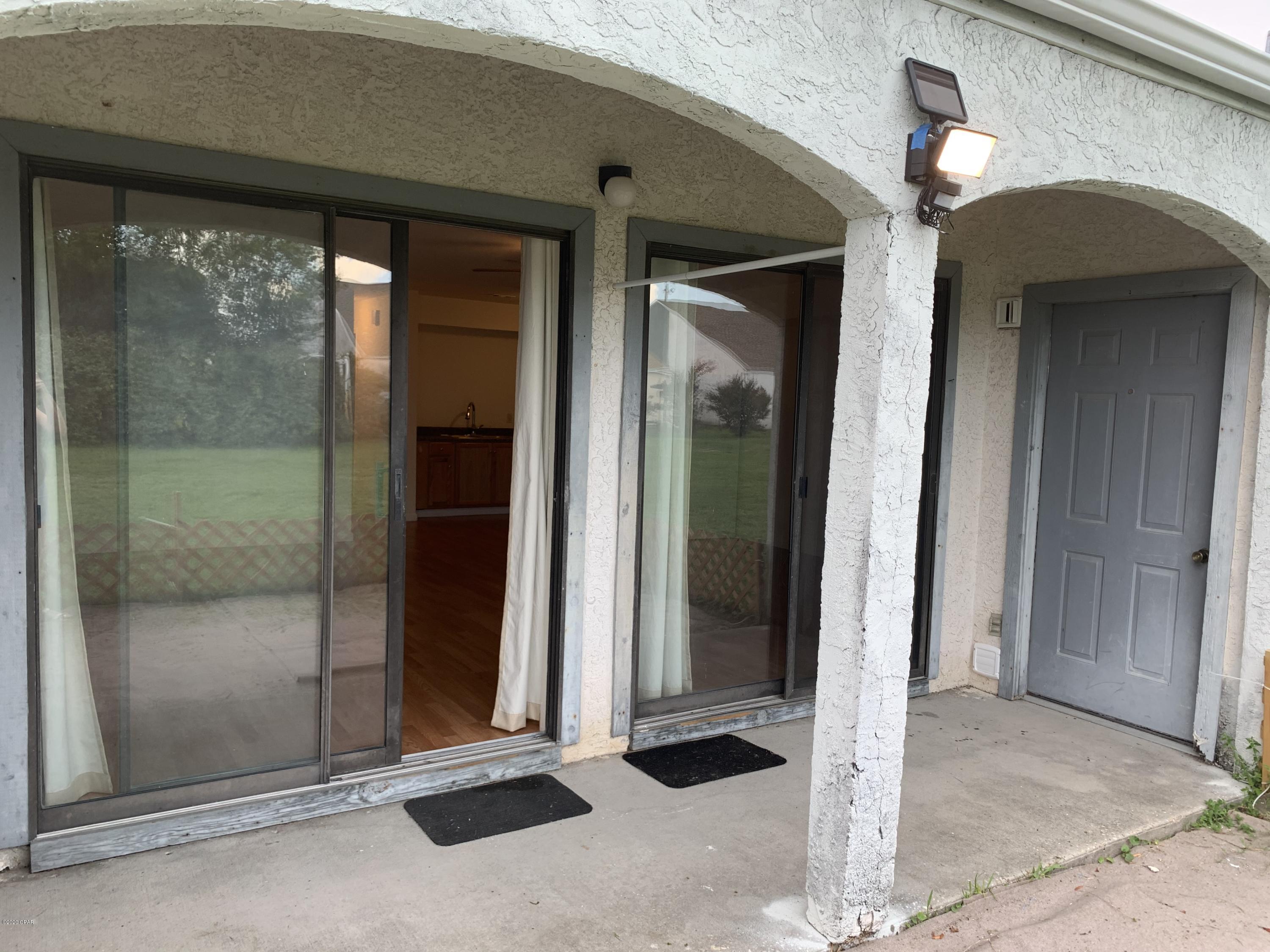 [No Recorded Subdiv] - Residential Lease
