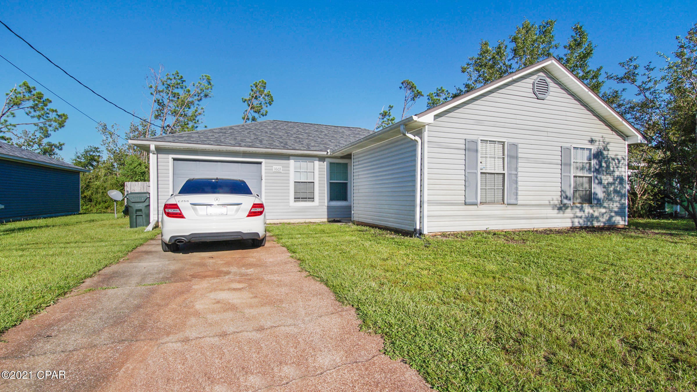 Under Contract - Taking Backups MOVE IN READY COZY 3/2 IN THE HEART OF LYNN HAVEN! This home is hitting the market and will not last long. 3 spacious bedrooms with open dining room and kitchen! The large fenced in yard is perfect for families, pets, and entertaining guest!