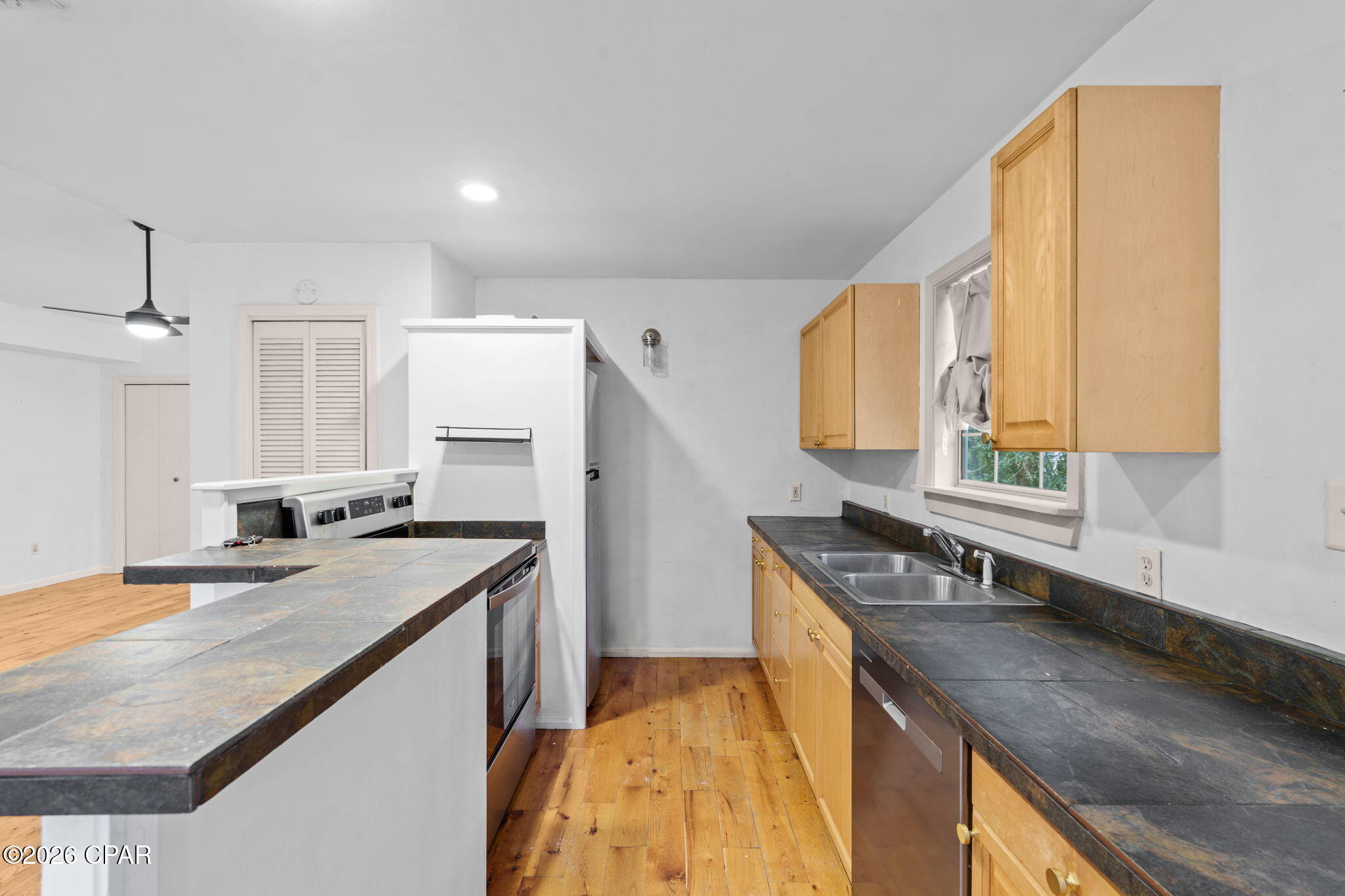 Bay Shadows Estates - Residential