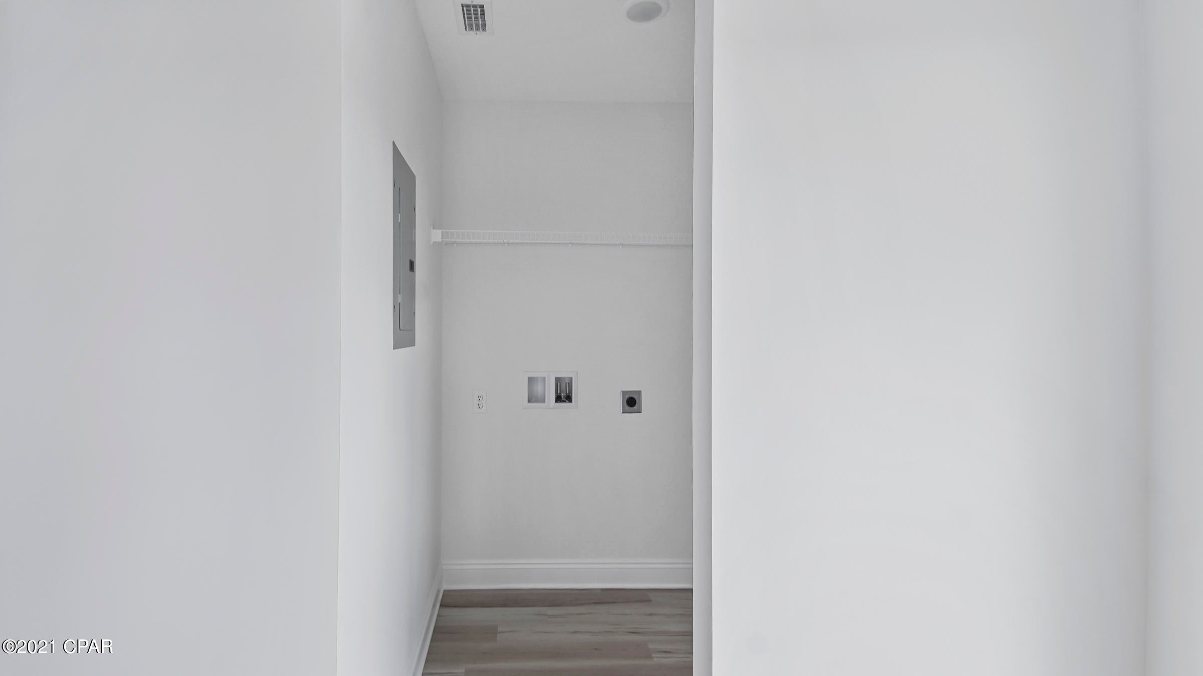 [No Recorded Subdiv] - Residential Lease
