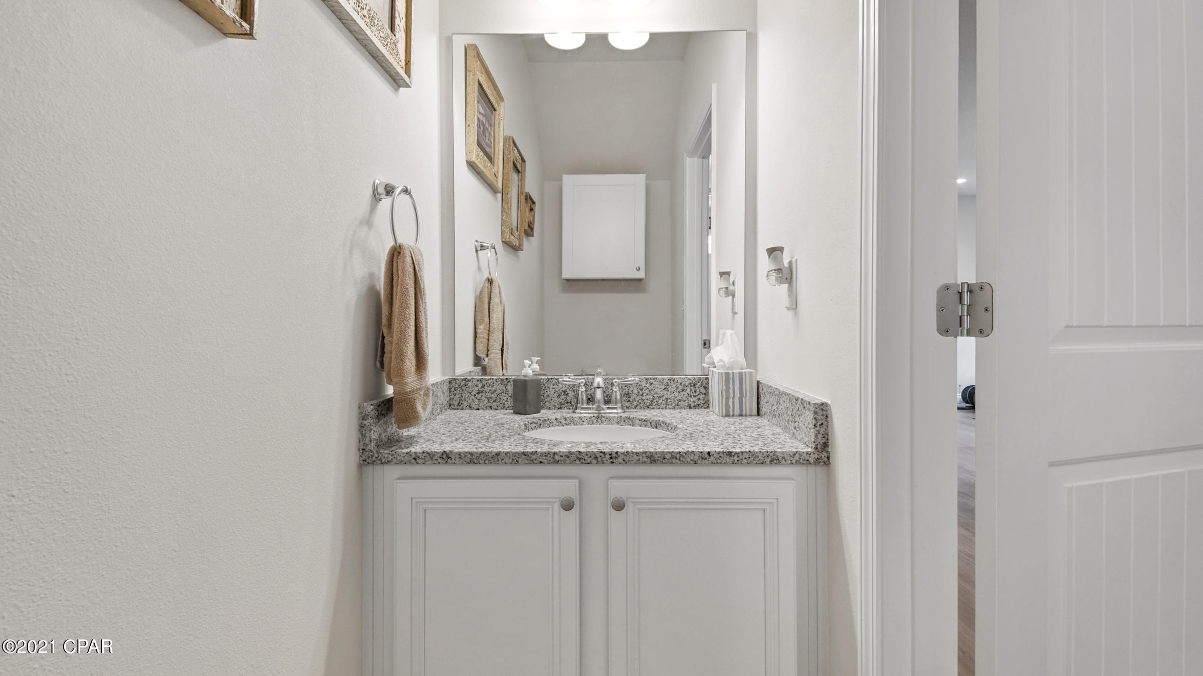 Hathaway Townhomes - Residential Lease