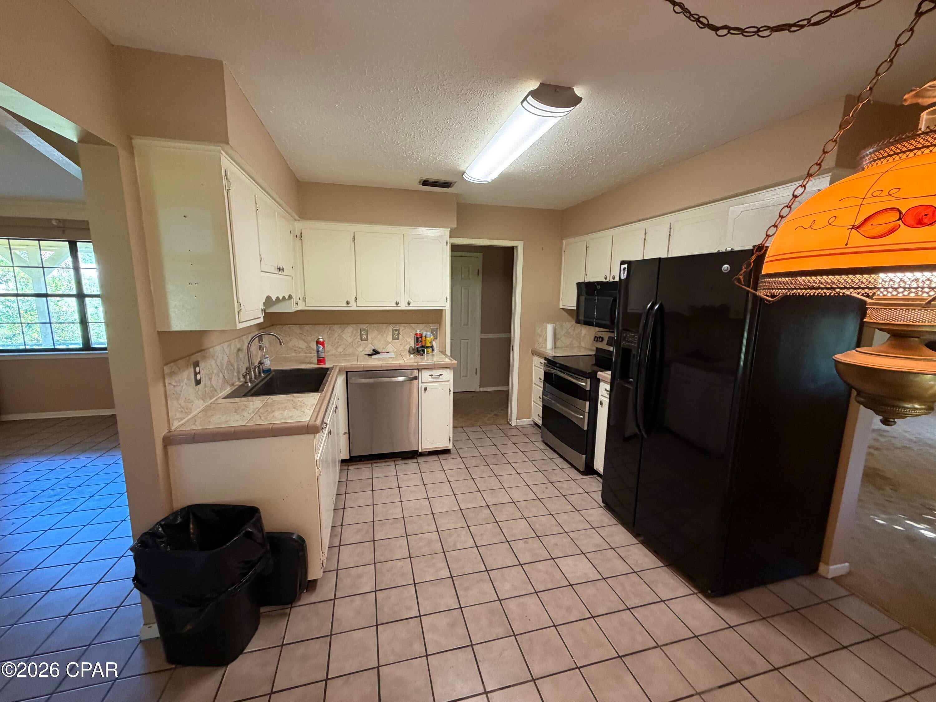 Baywood Shores Est Unit 6 - Residential