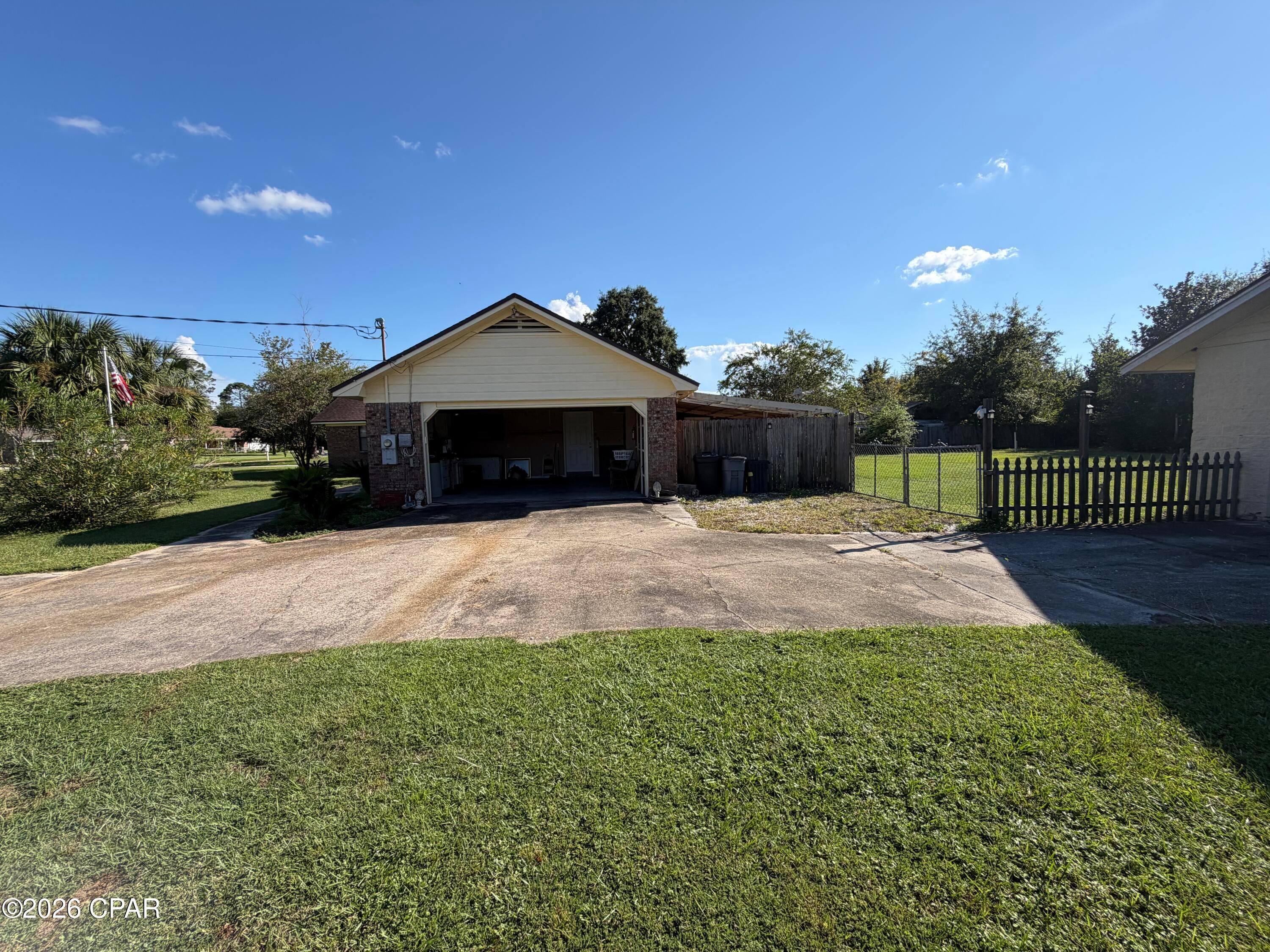 Baywood Shores Est Unit 6 - Residential