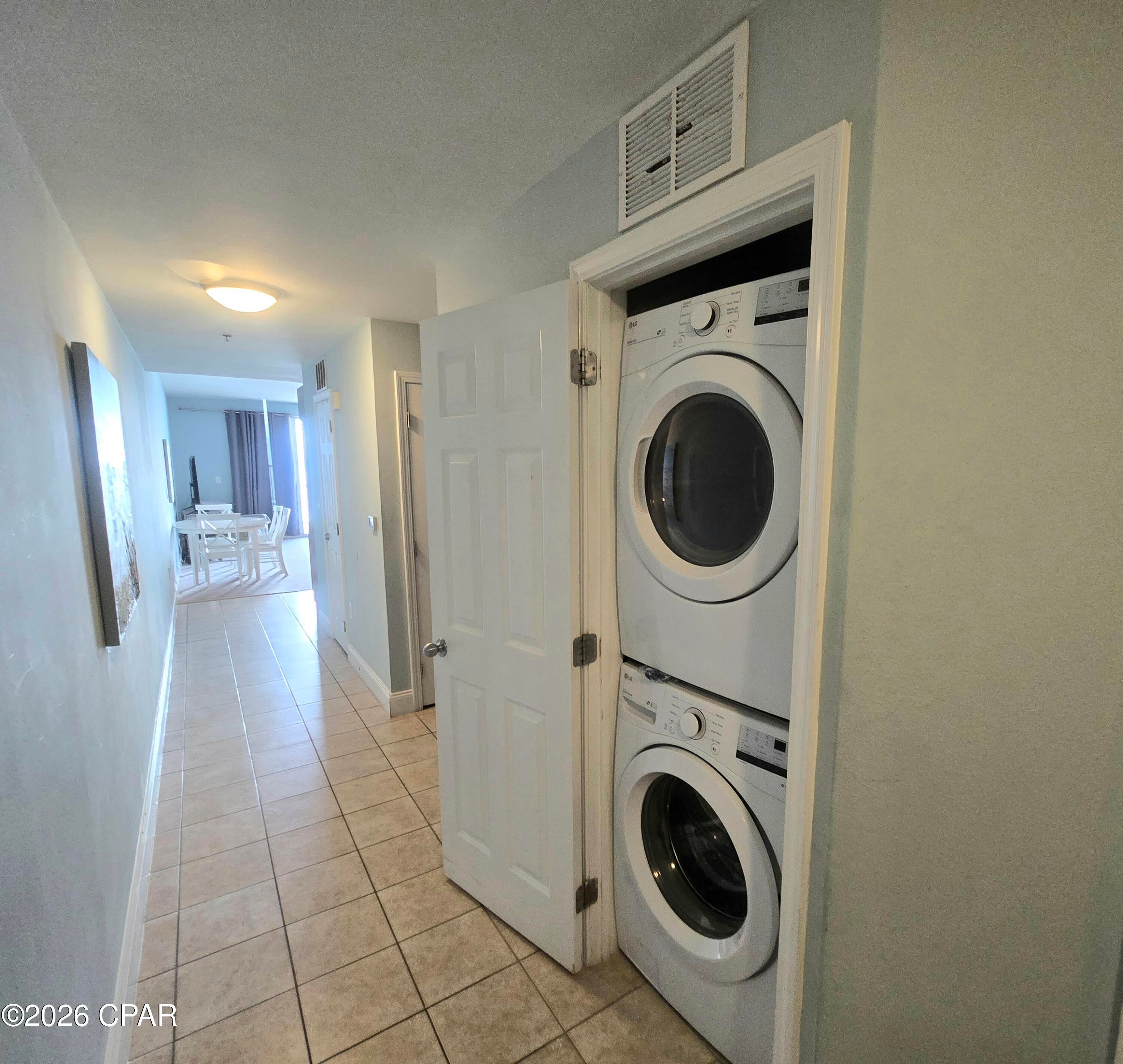 Laketown Wharf - Residential