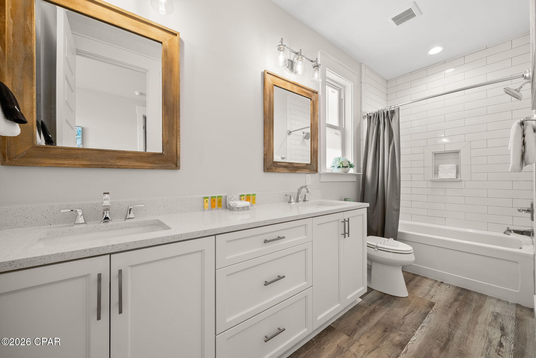 Laguna Beach 2nd Add - Residential
