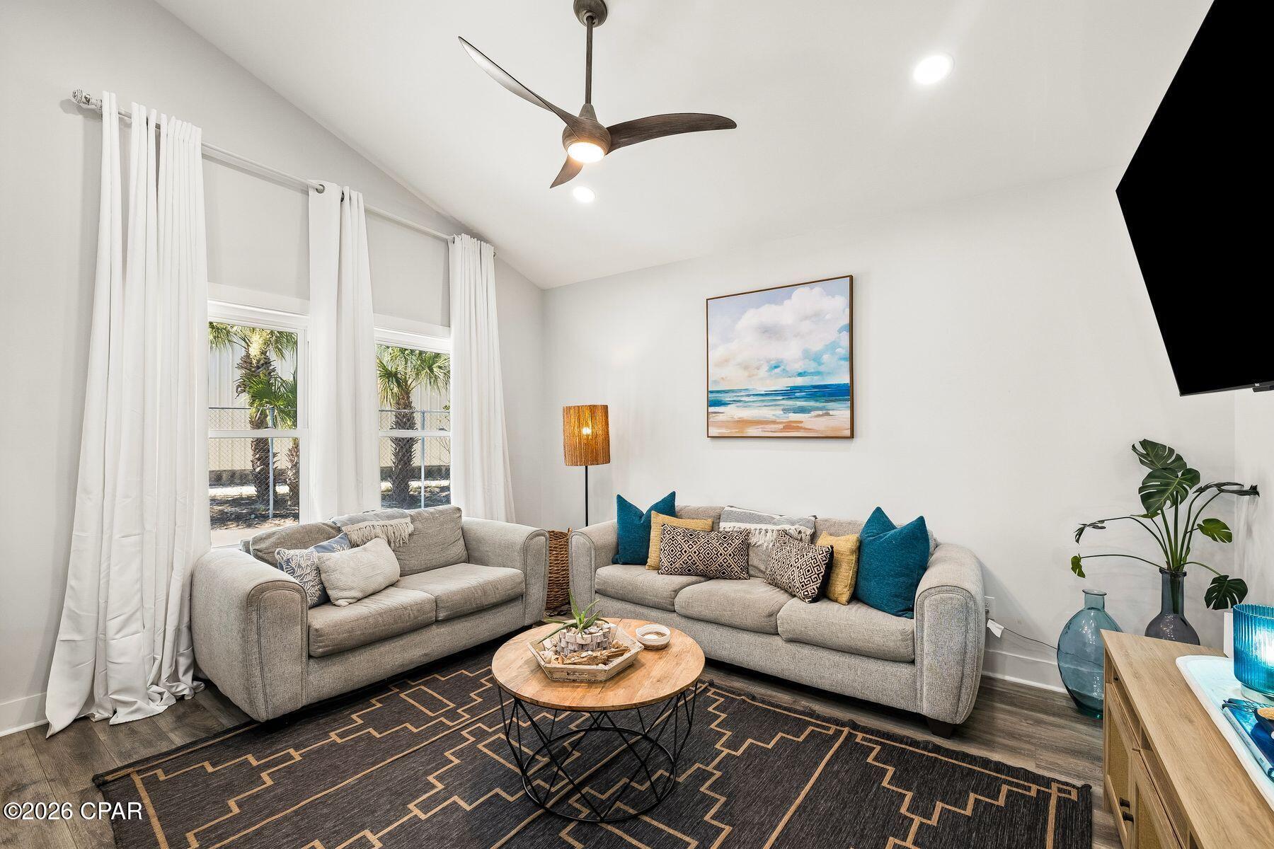 Venture Out Travel Trail - Residential