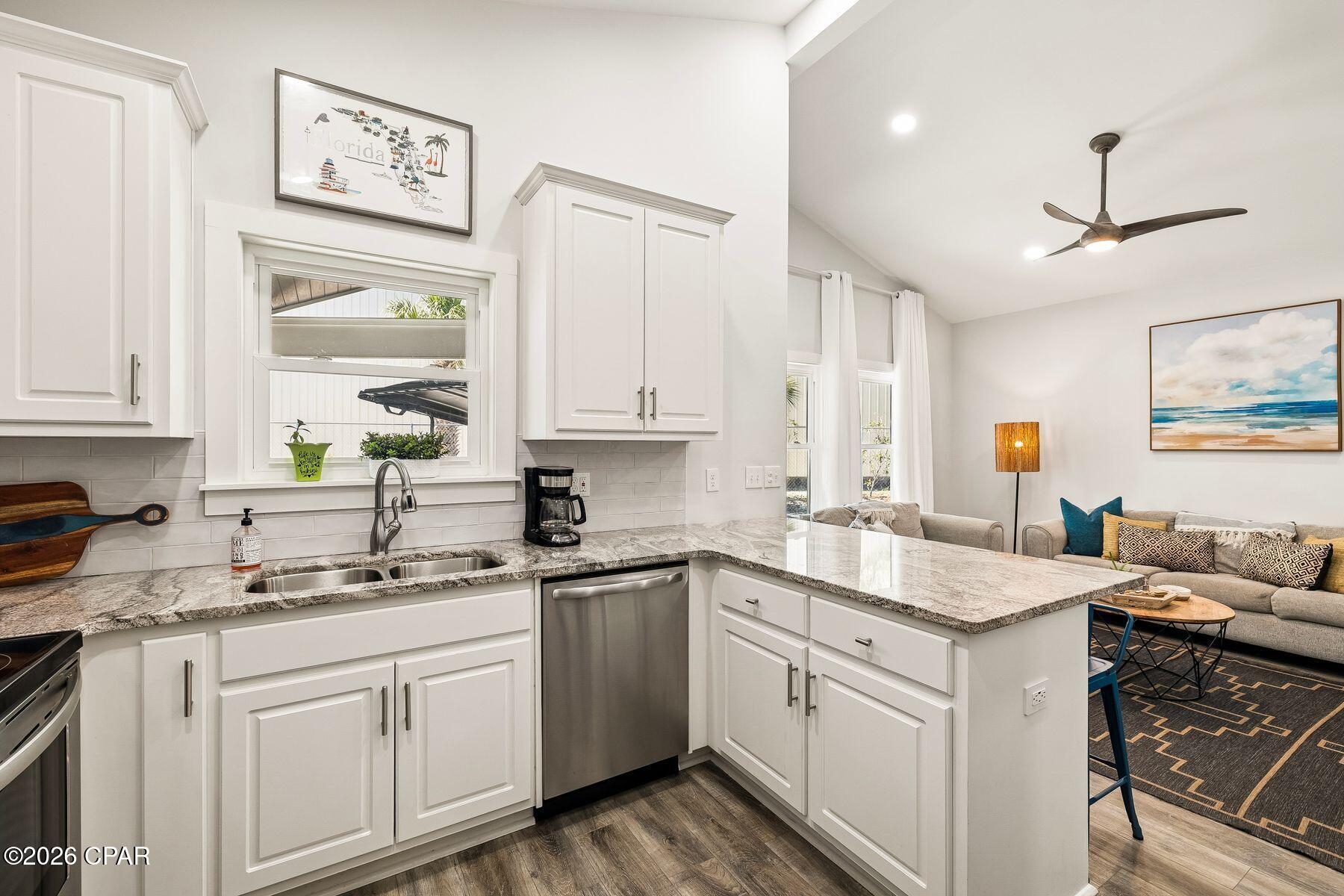 Venture Out Travel Trail - Residential