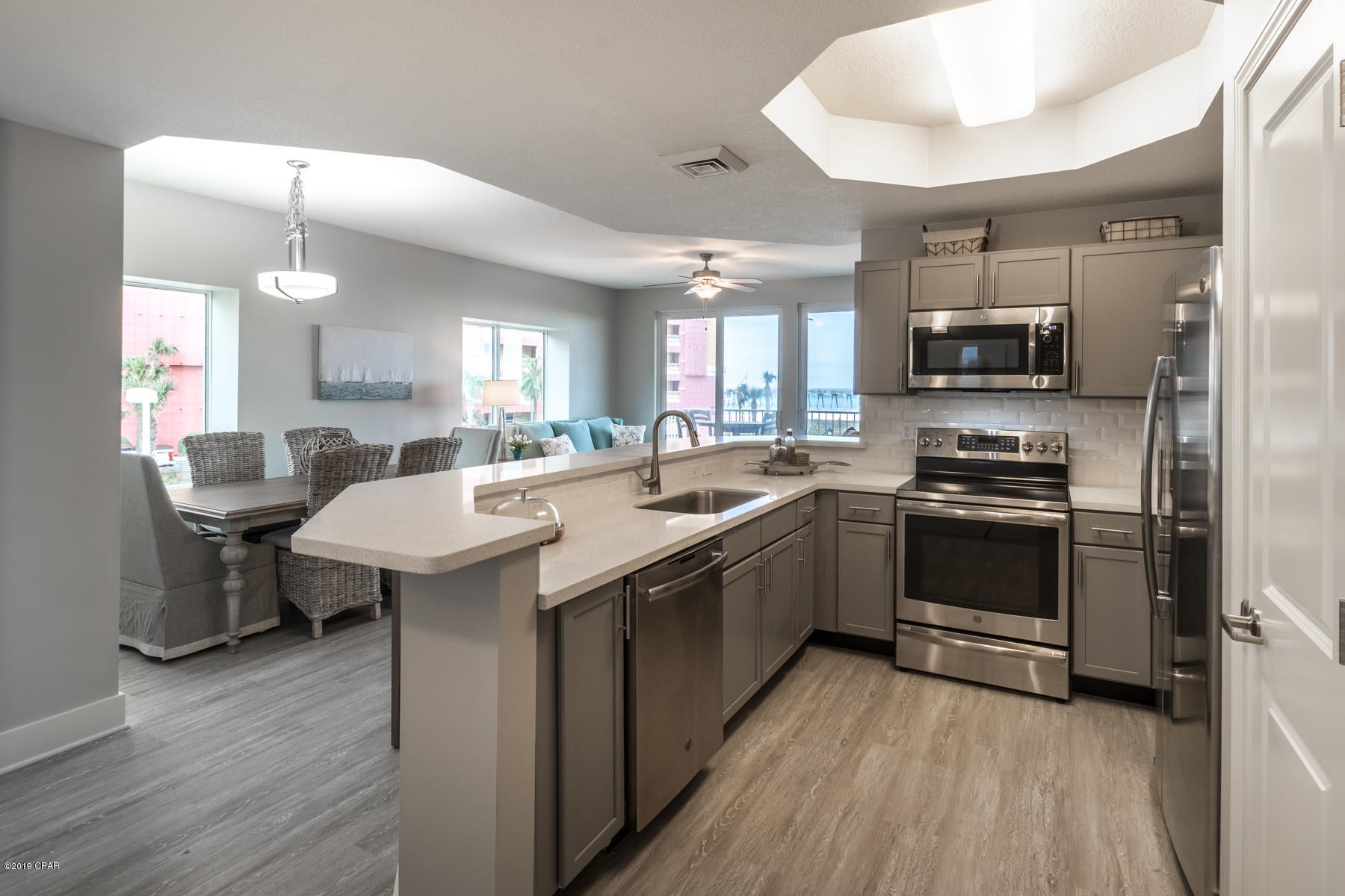 Calypso Towers III - Residential