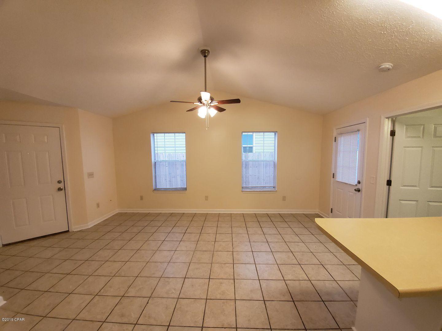[No Recorded Subdiv] - Residential Lease